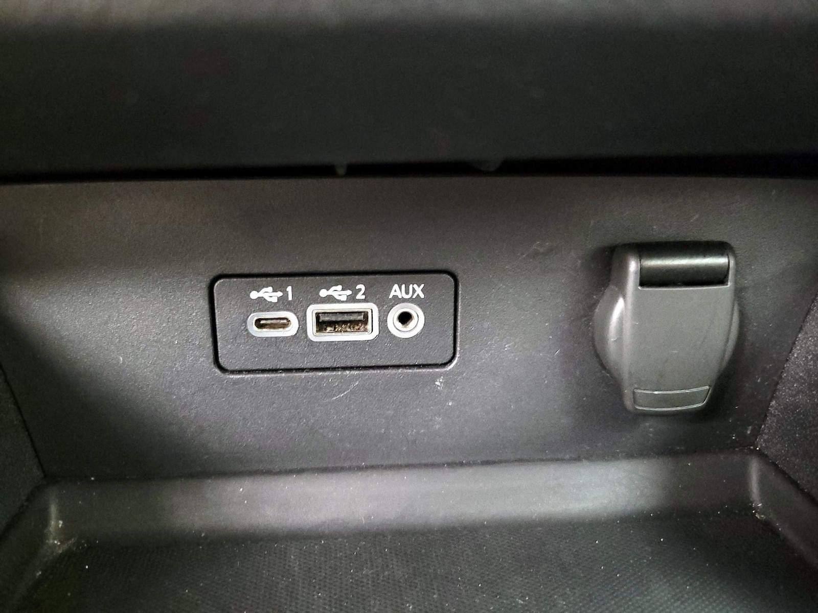 2025 Nissan Altima SV - Photo 19