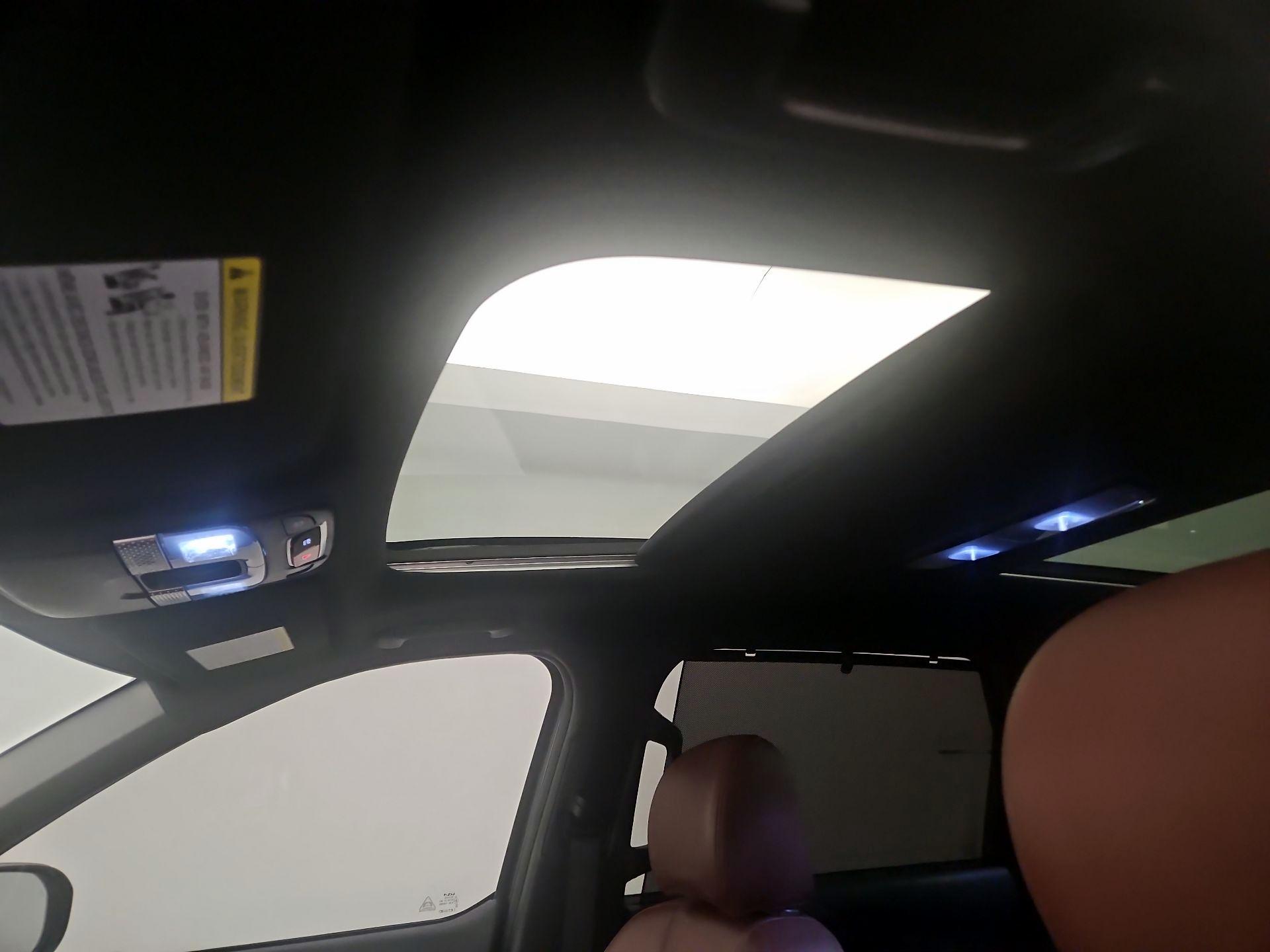 Thumbnail: 2023 Kia Telluride - 18