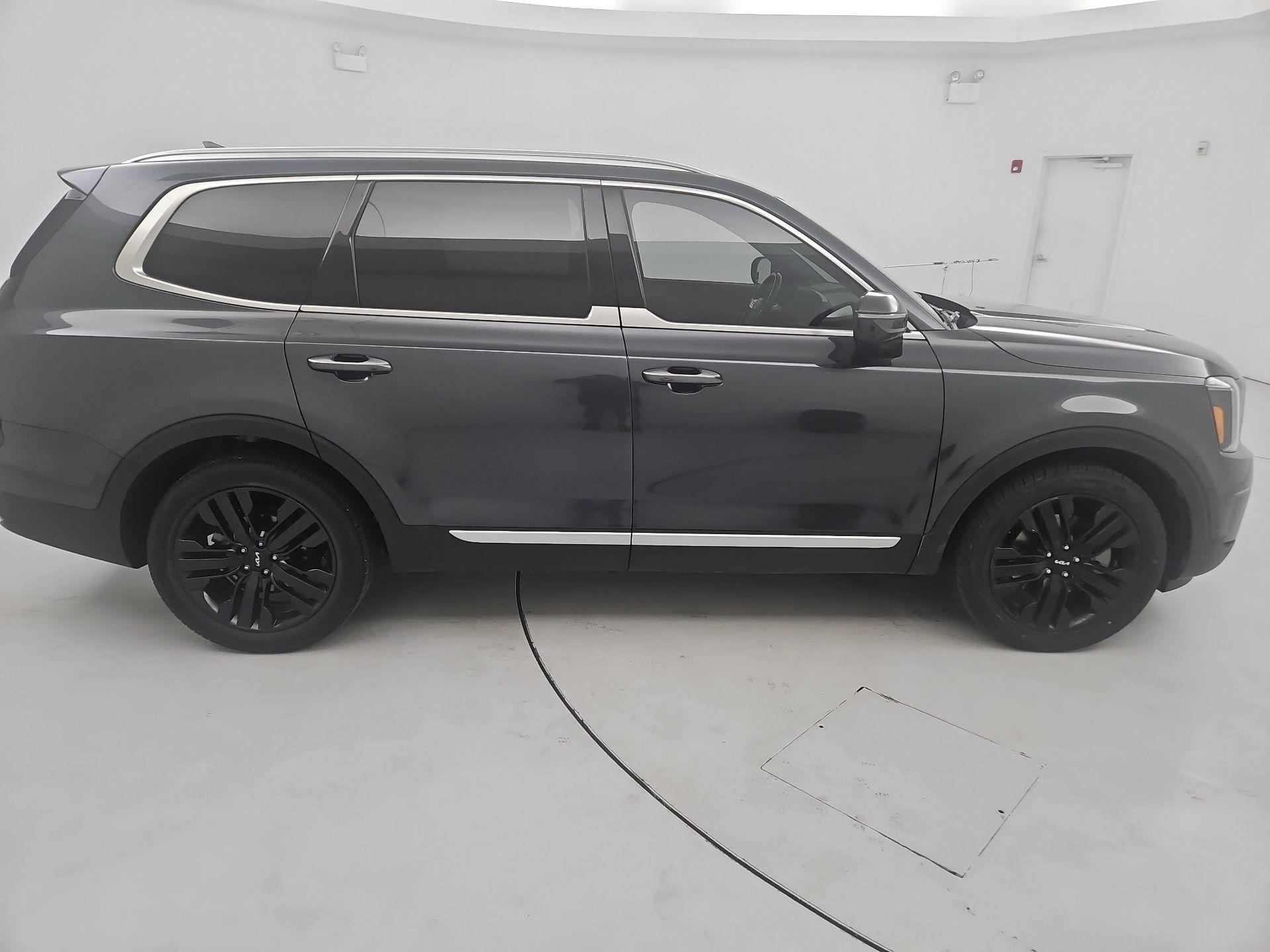 Thumbnail: 2023 Kia Telluride - 4