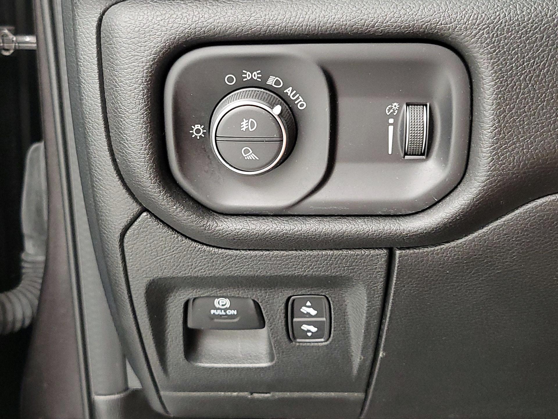 Thumbnail: 2023 RAM 1500 - 13