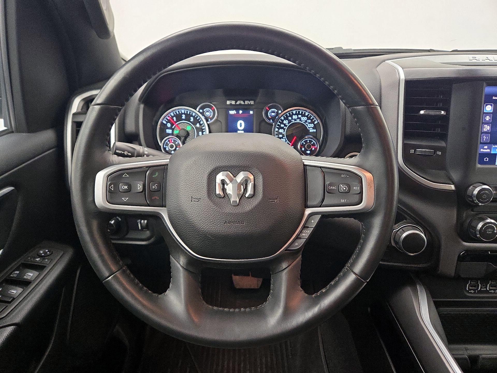 Thumbnail: 2025 RAM 1500 - 10