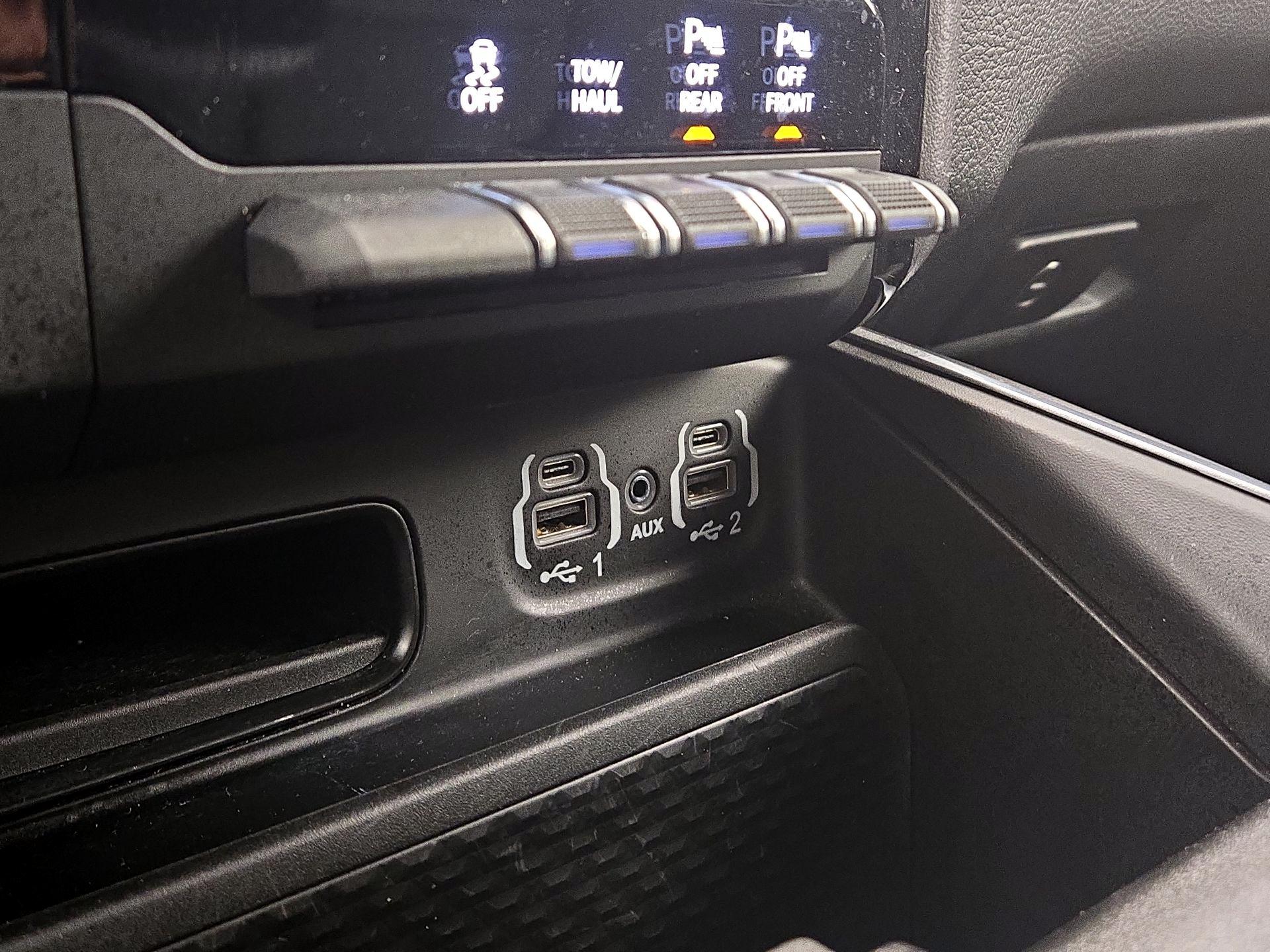 Thumbnail: 2023 RAM 1500 - 17