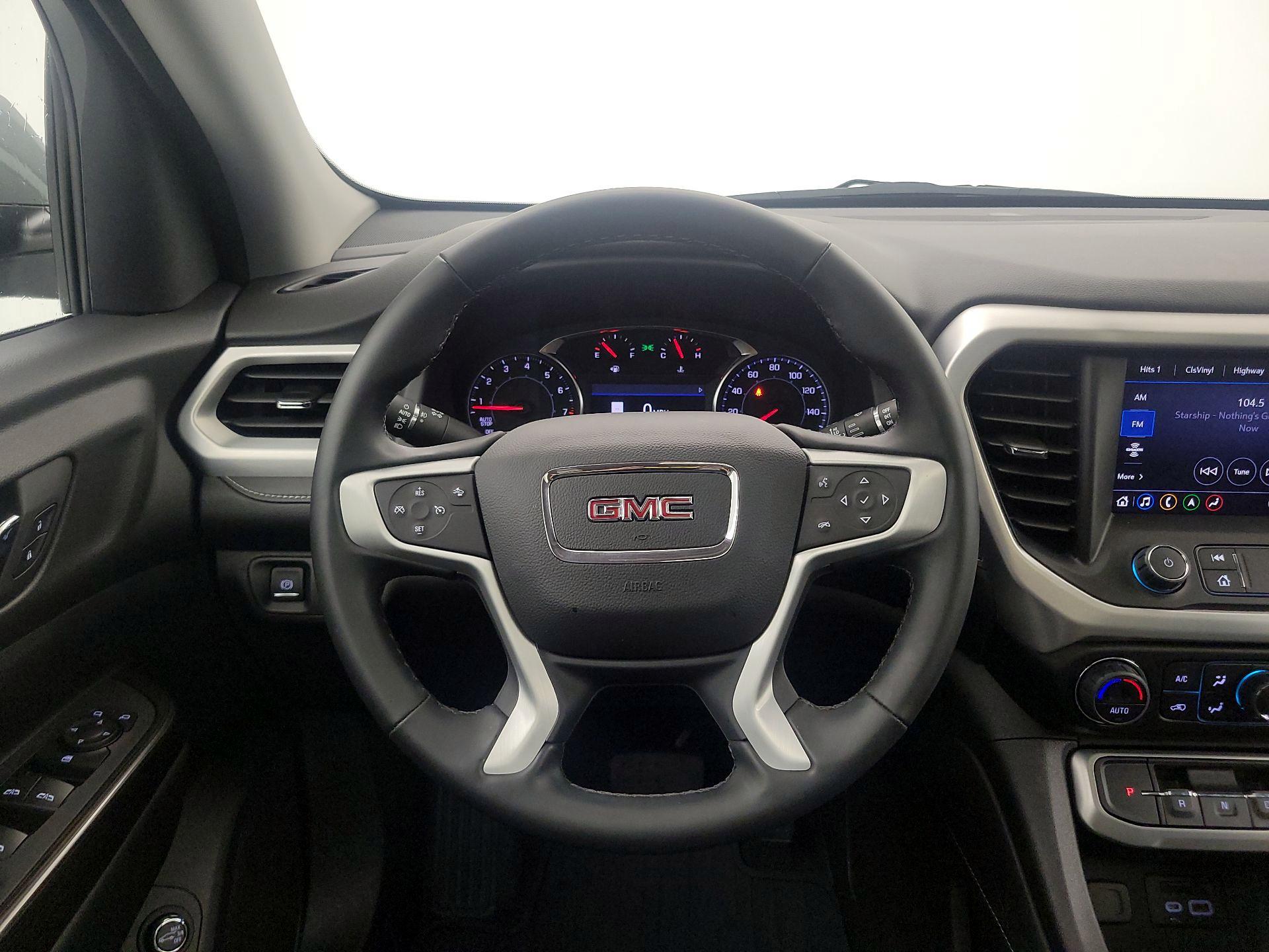 Thumbnail: 2023 GMC Acadia - 10