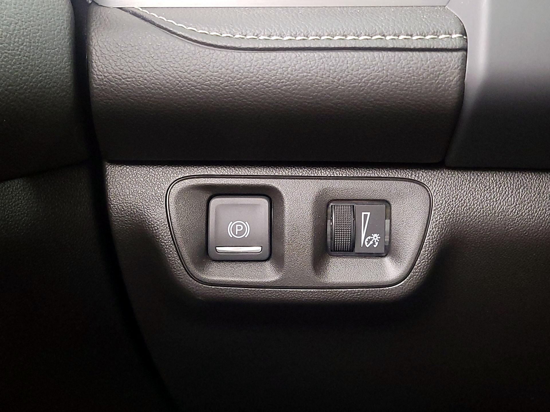 Thumbnail: 2023 GMC Acadia - 13
