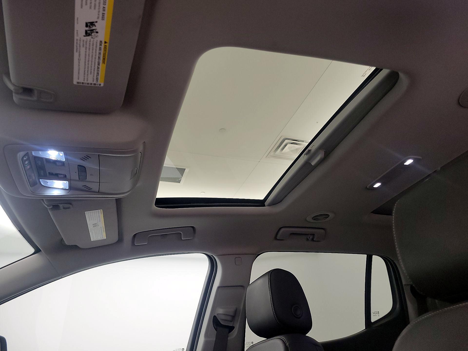 Thumbnail: 2023 GMC Acadia - 19