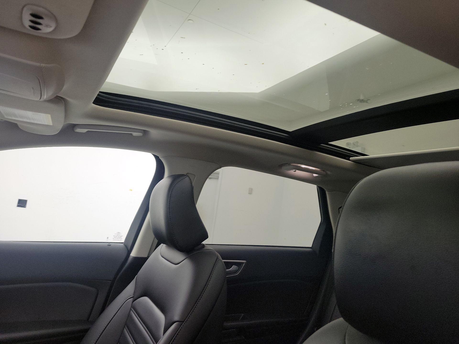 Thumbnail: 2024 Ford Edge - 19
