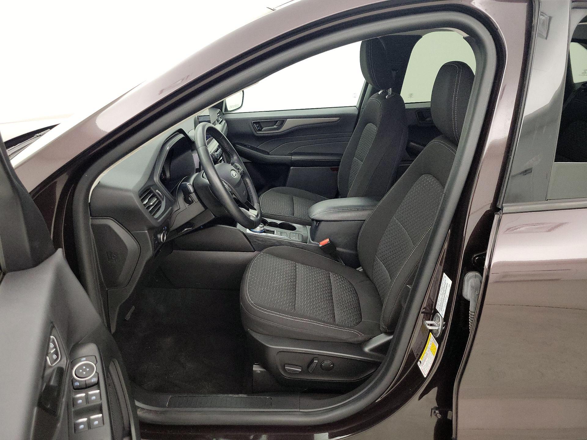 Thumbnail: 2023 Ford Escape - 11