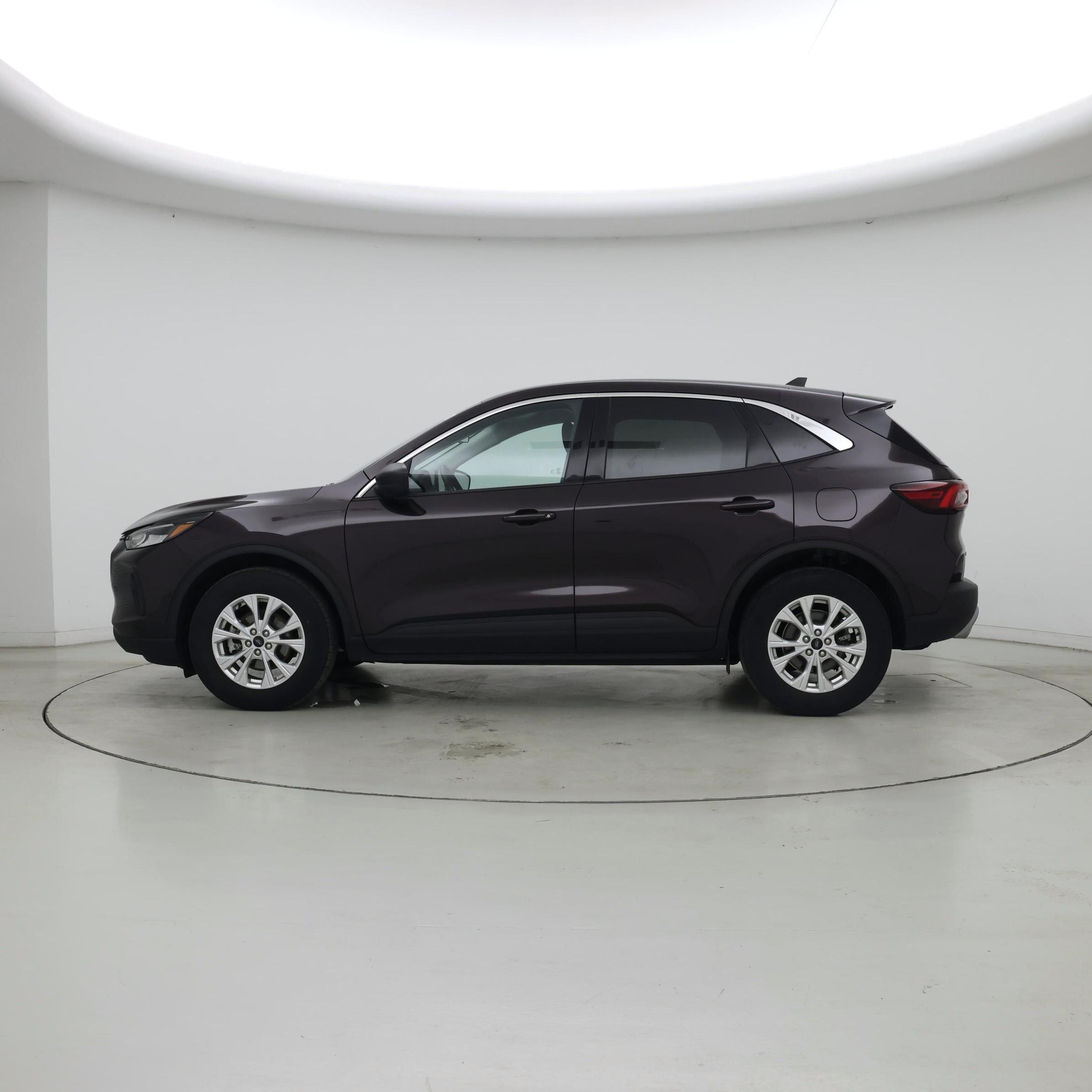 Thumbnail: 2023 Ford Escape - 3