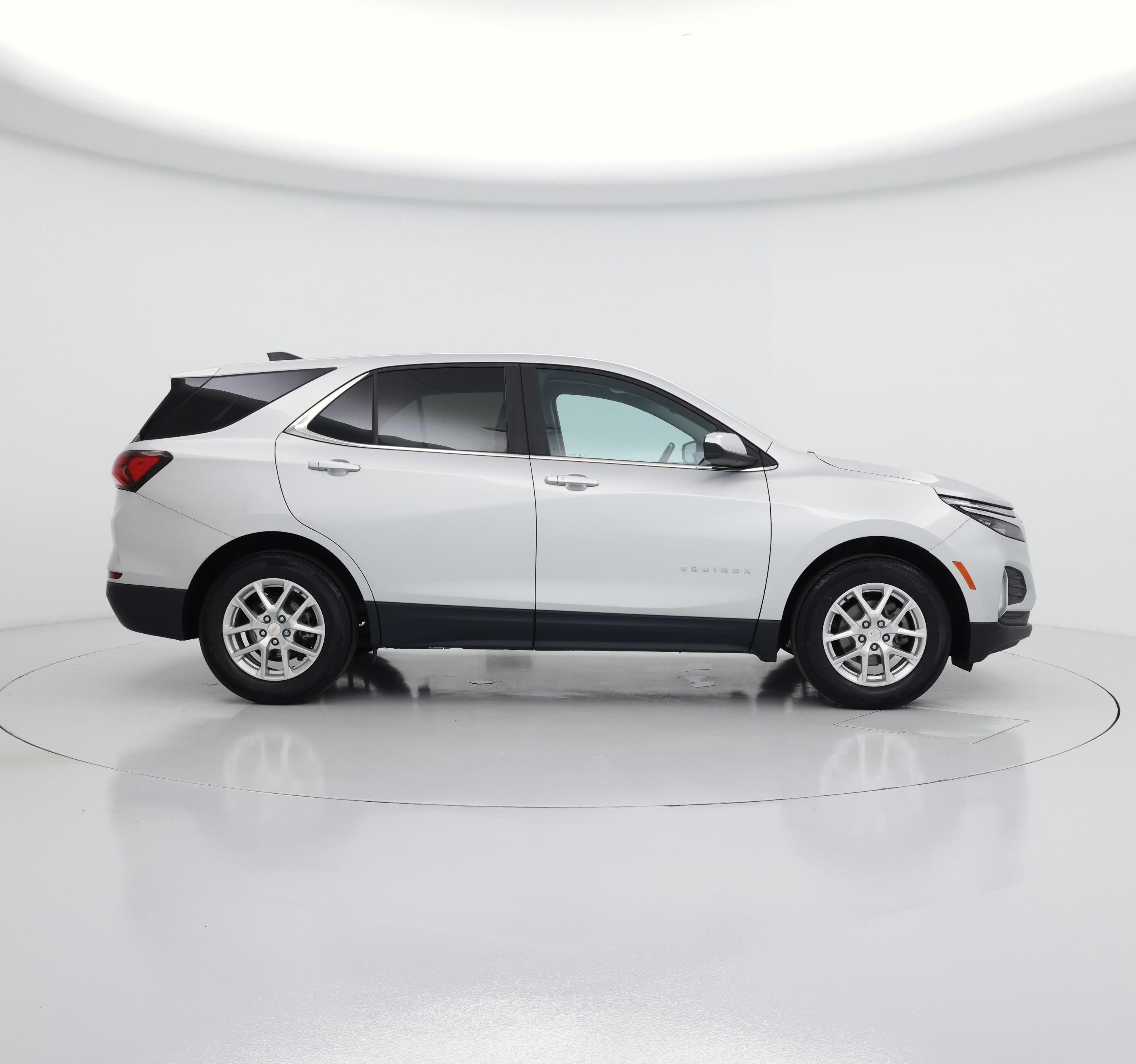Thumbnail: 2022 Chevrolet Equinox - 7