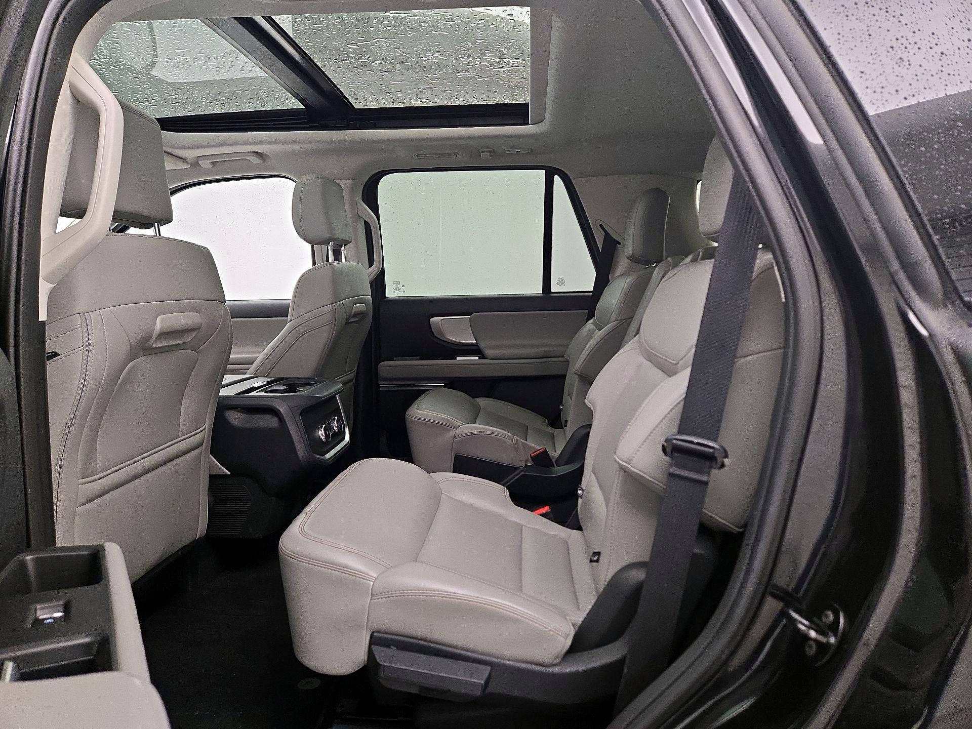 Thumbnail: 2025 Ford Expedition - 20