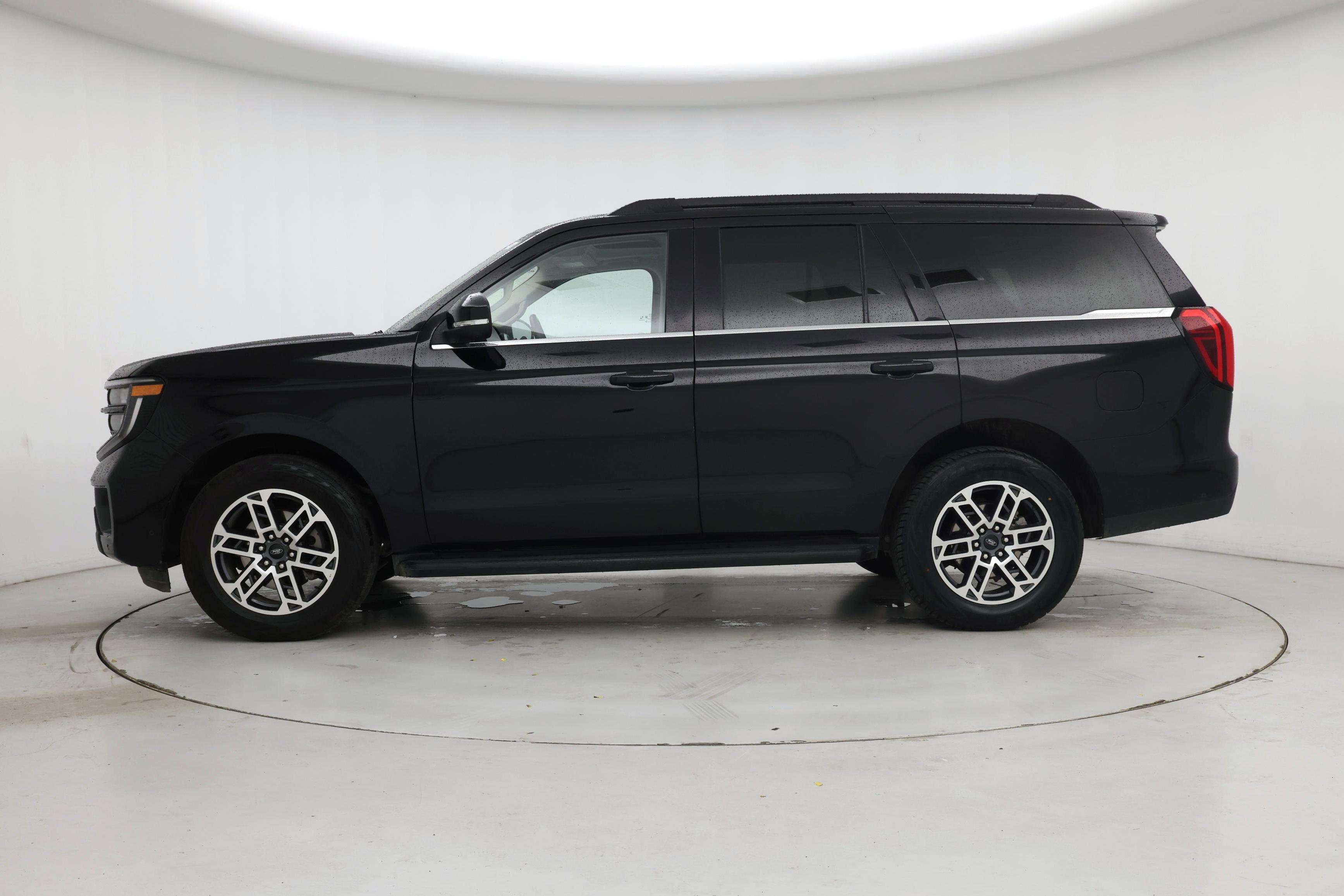Thumbnail: 2025 Ford Expedition - 3