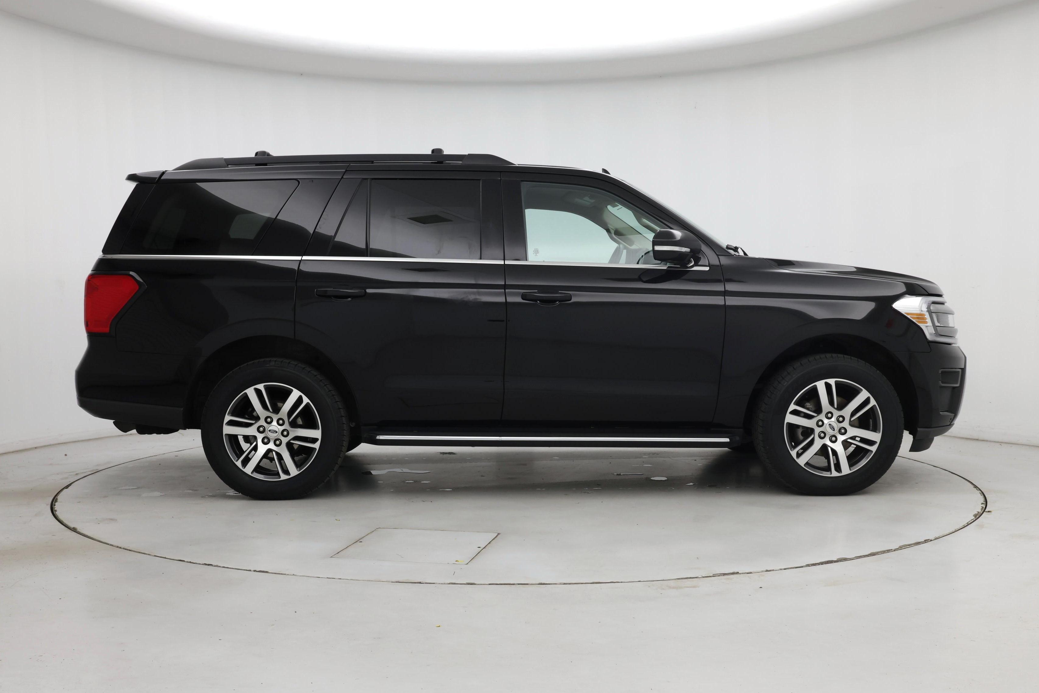 Thumbnail: 2022 Ford Expedition - 7