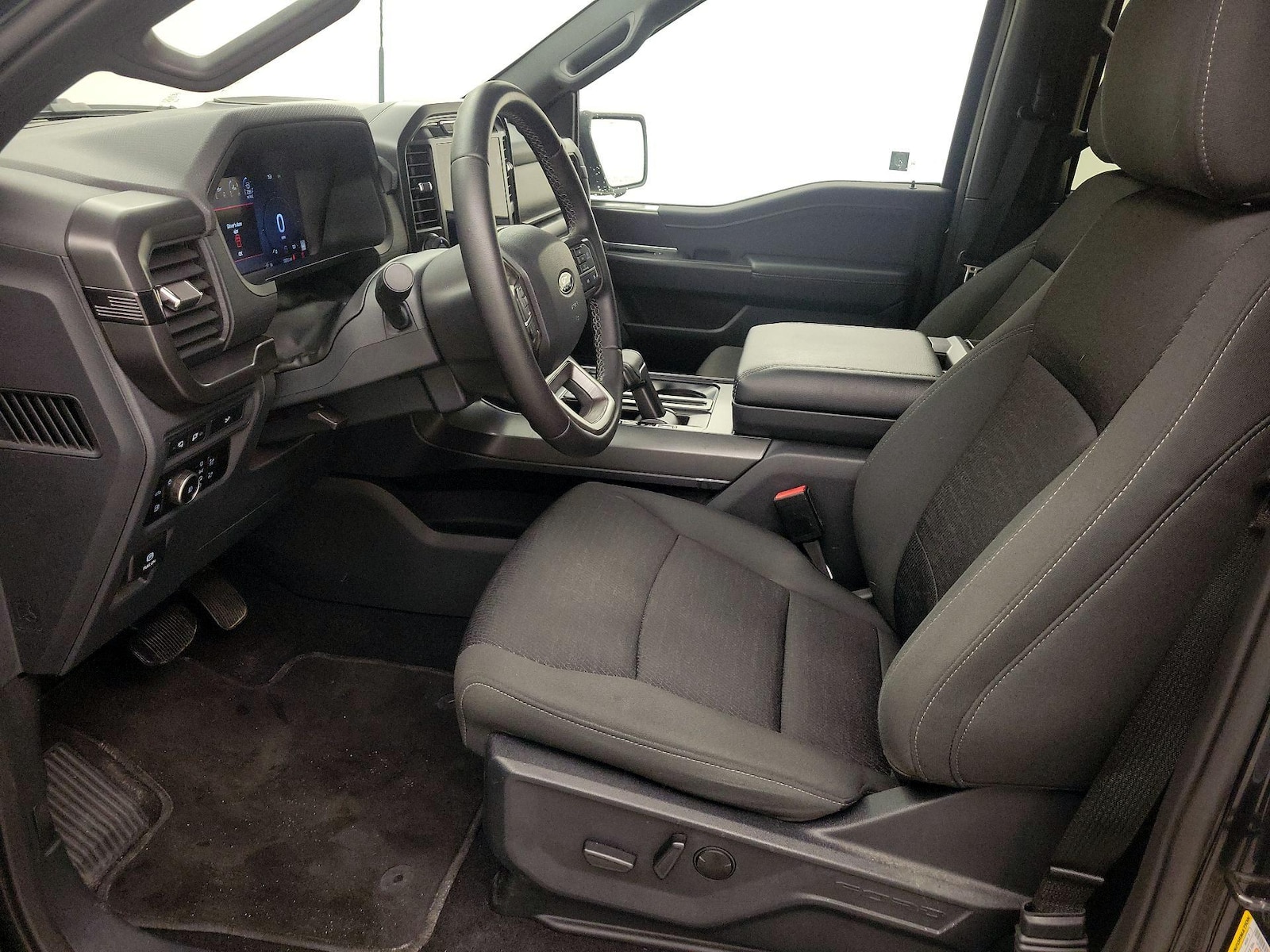2024 Ford F-150 XLT - Photo 12