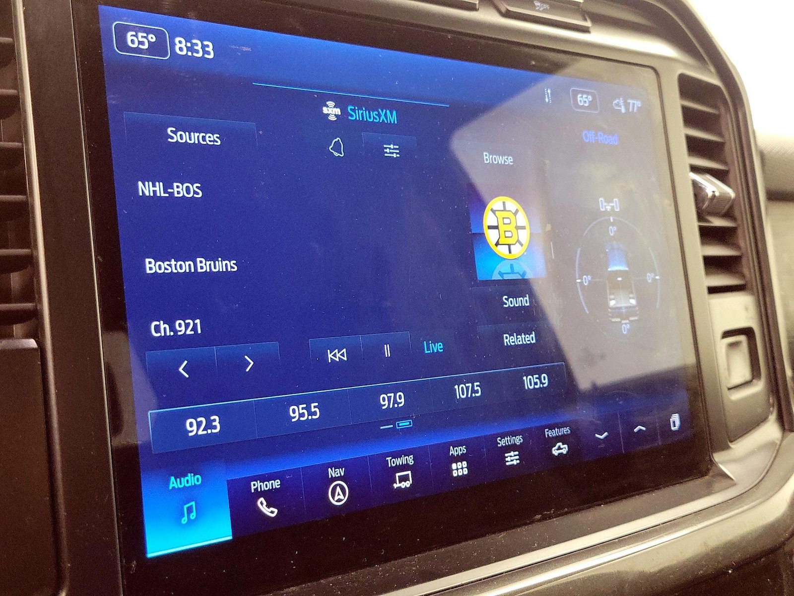 2023 Ford F-150 XLT - Photo 17