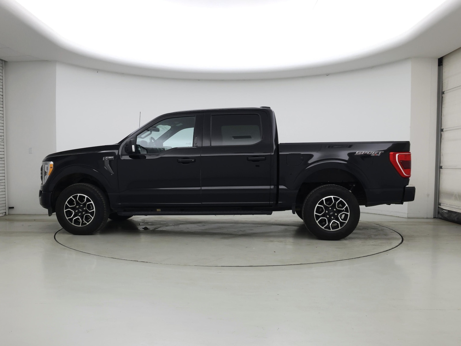 2023 Ford F-150 XLT - Photo 4