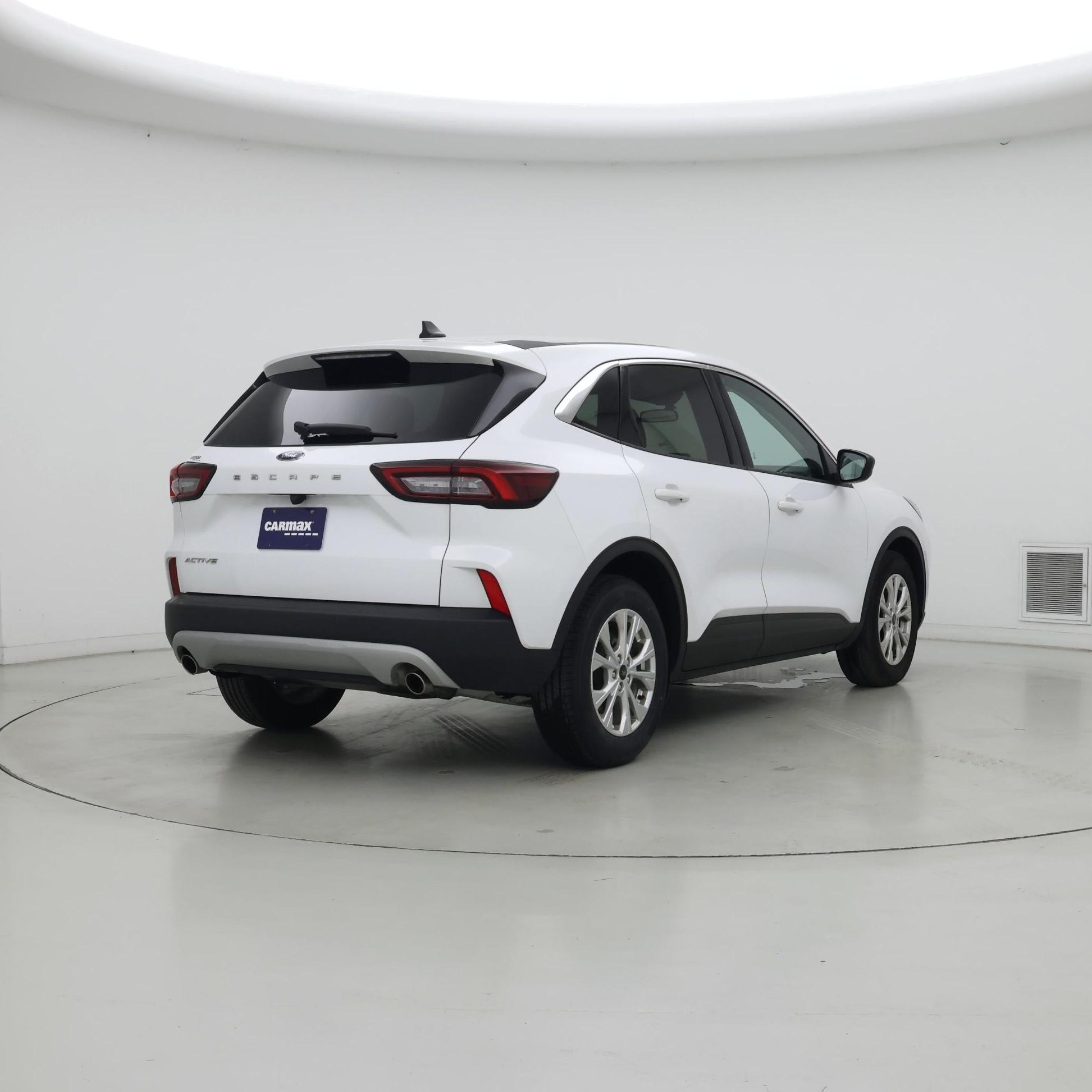 Thumbnail: 2023 Ford Escape - 8
