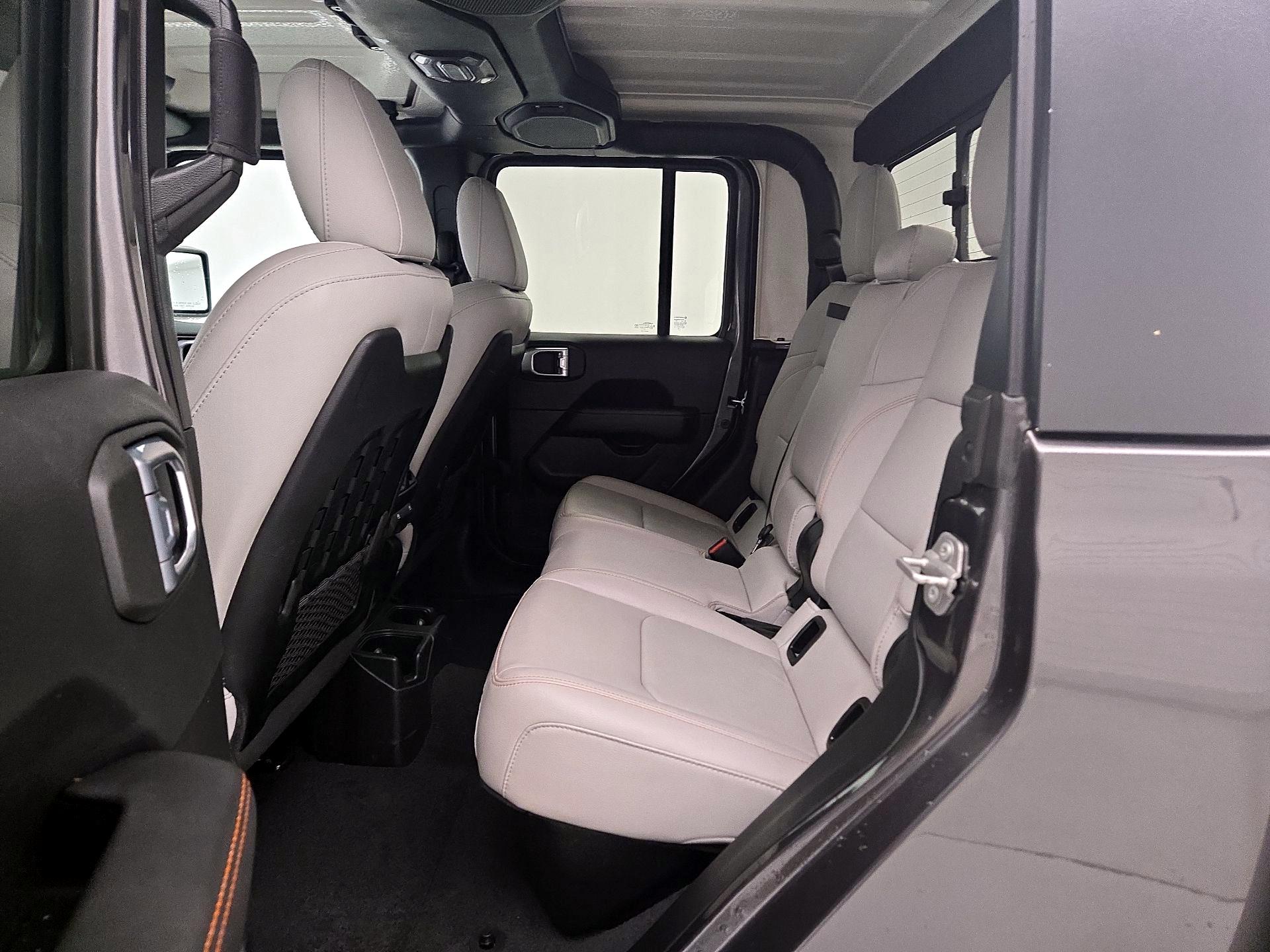Thumbnail: 2021 Jeep Gladiator - 20