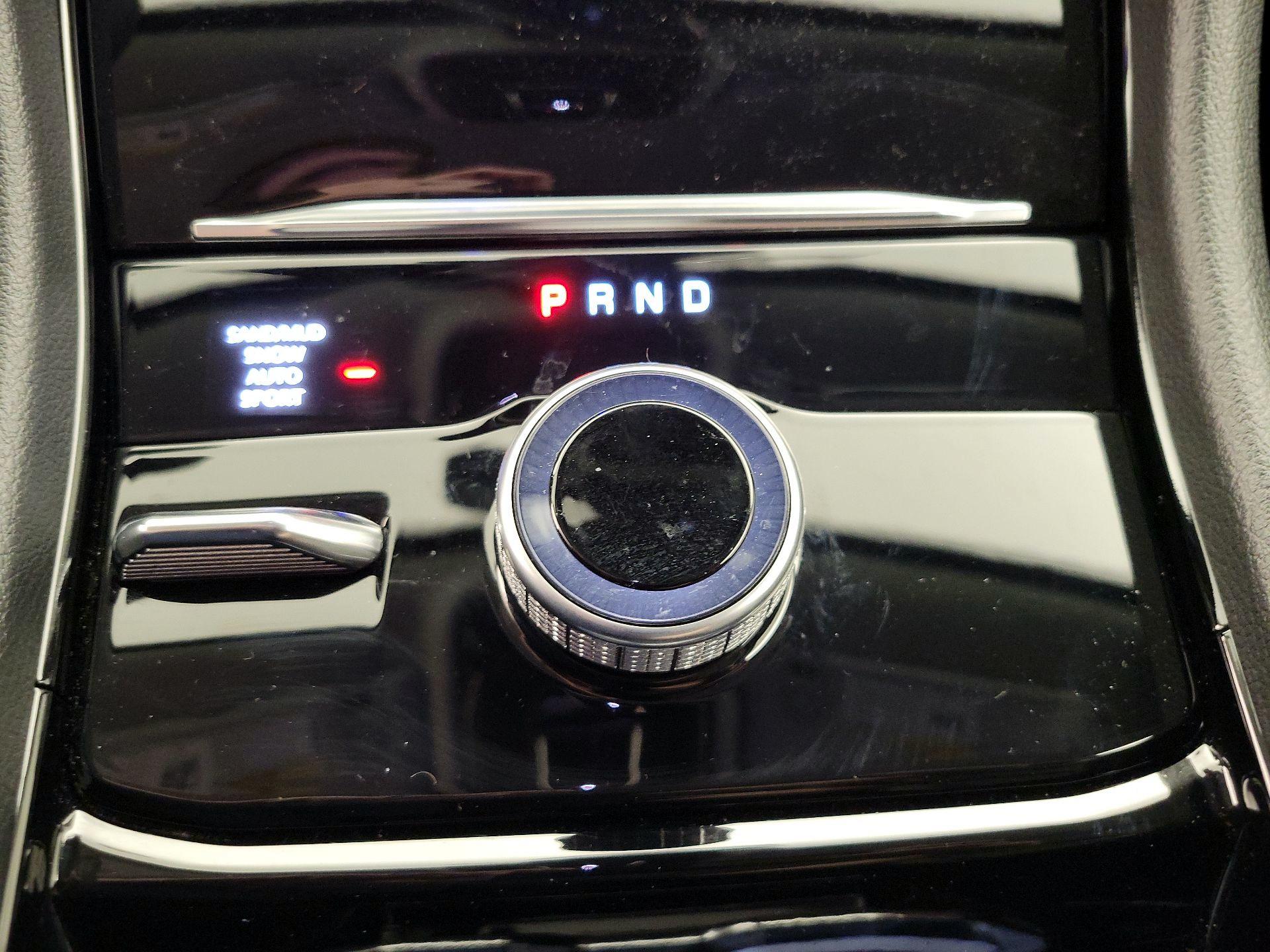 Thumbnail: 2023 Jeep Grand Cherokee - 18
