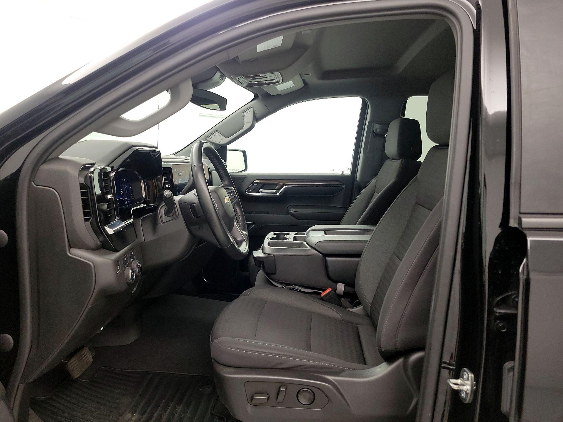 Thumbnail: 2023 Chevrolet Silverado 1500 - 11