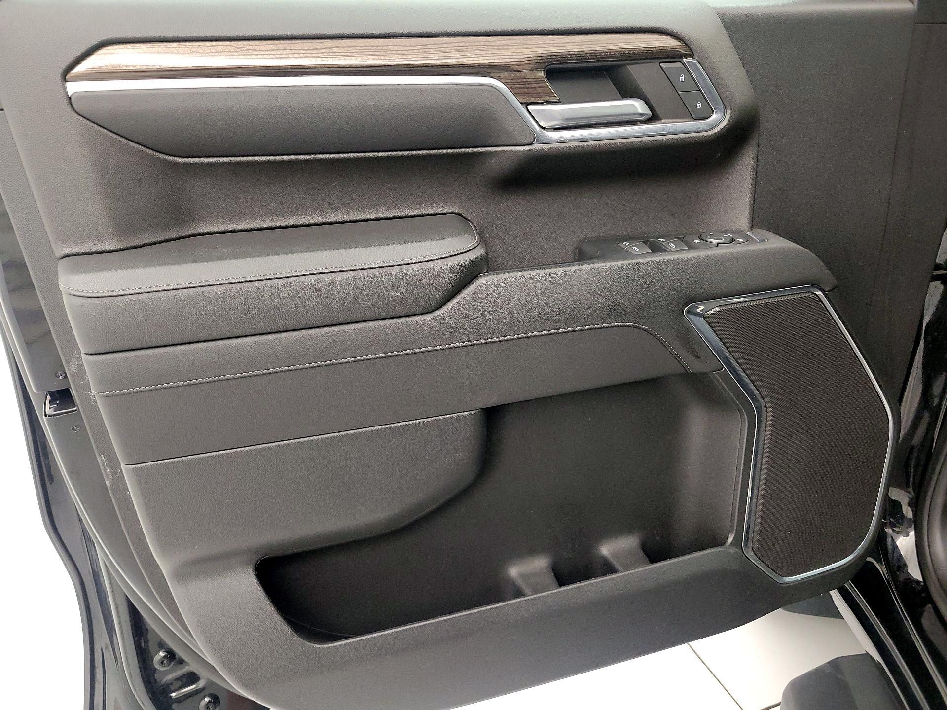 Thumbnail: 2023 Chevrolet Silverado 1500 - 12