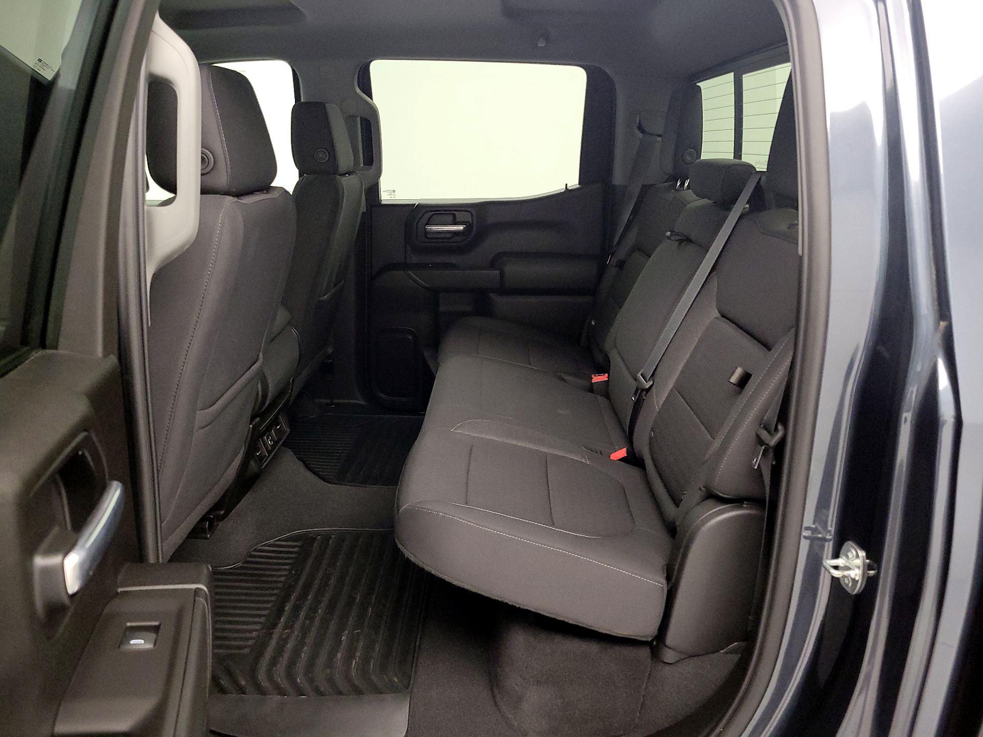 Thumbnail: 2021 Chevrolet Silverado 1500 - 19