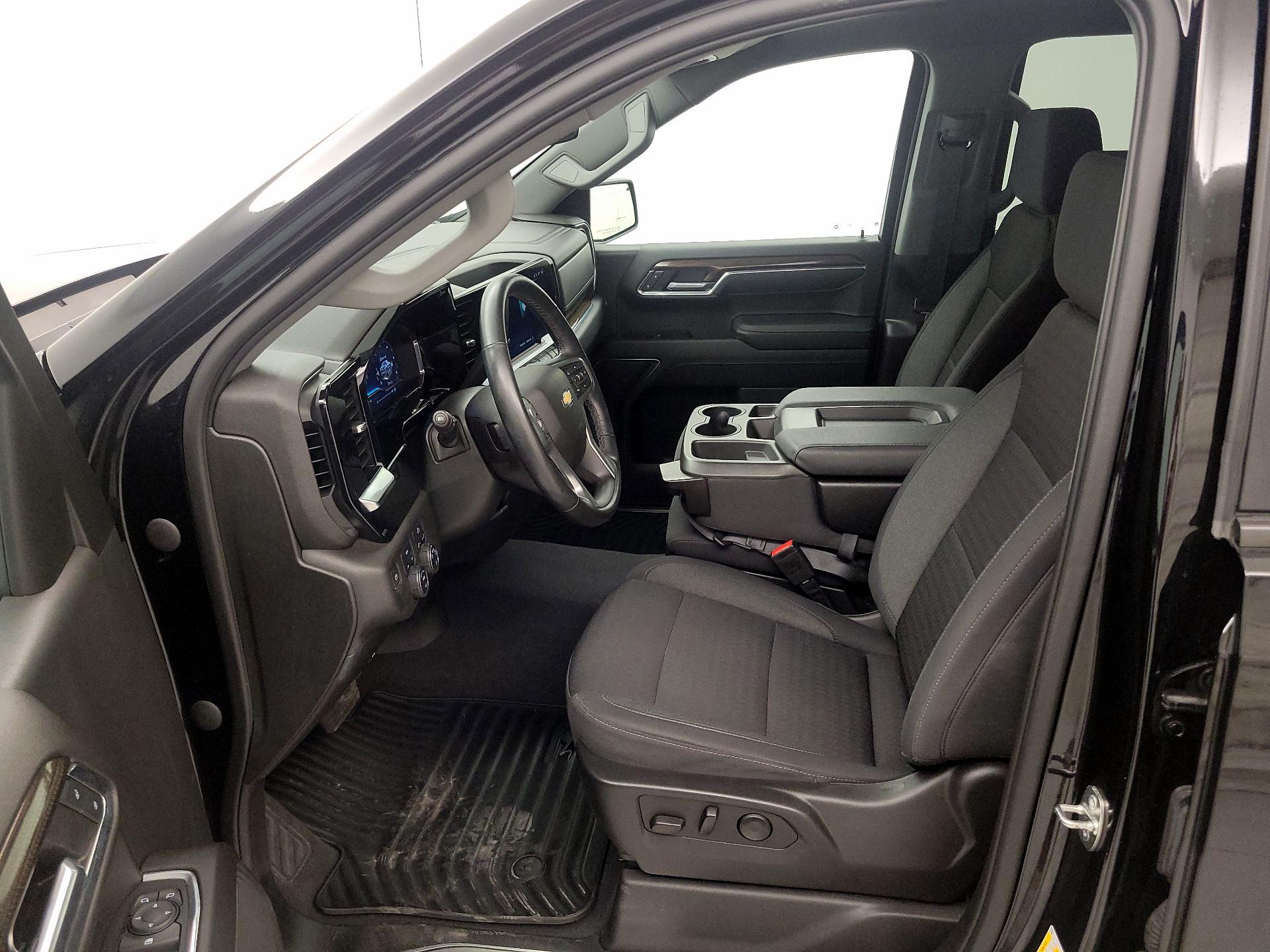 Thumbnail: 2023 Chevrolet Silverado 1500 - 11