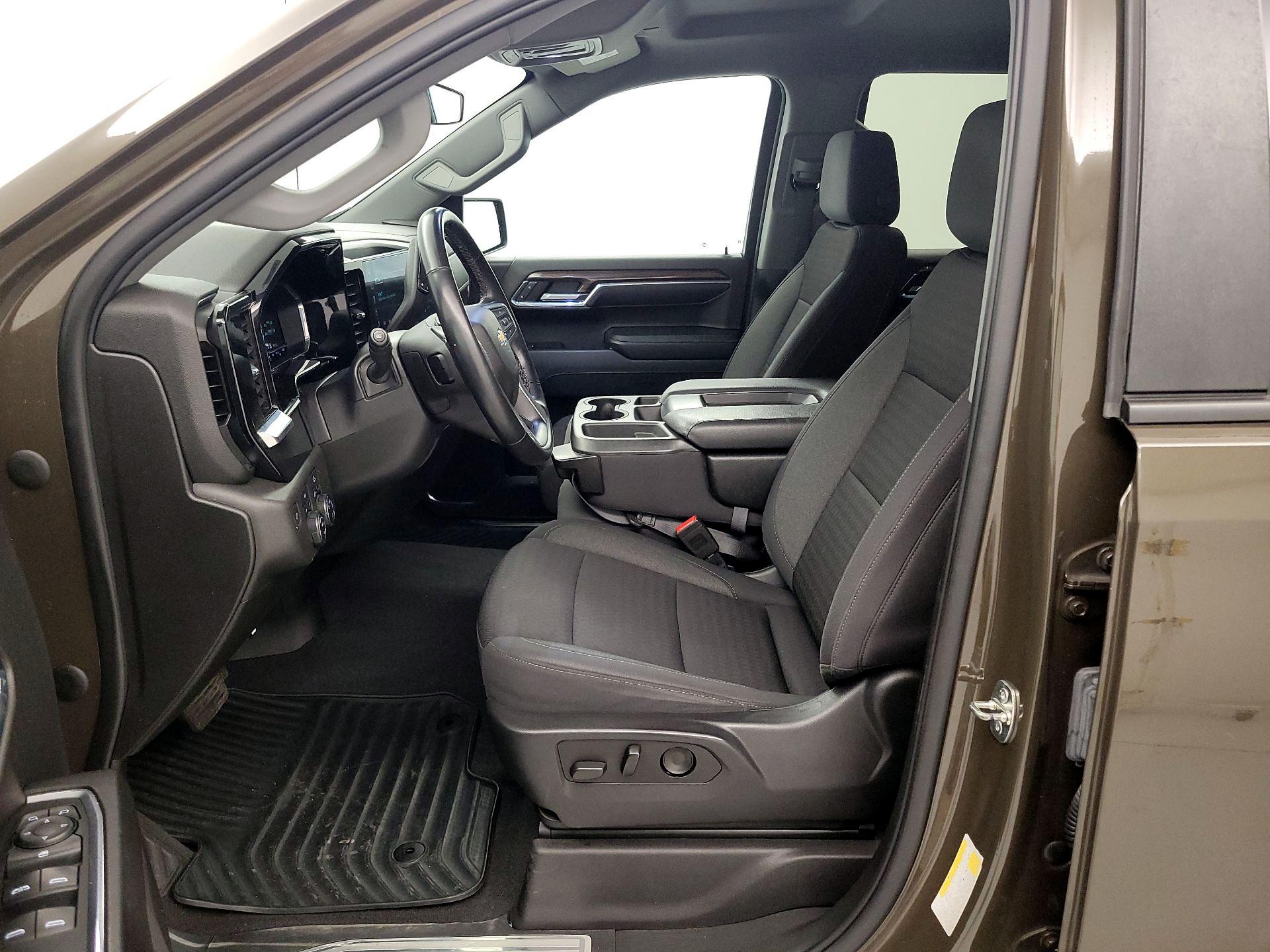 Thumbnail: 2023 Chevrolet Silverado 1500 - 11