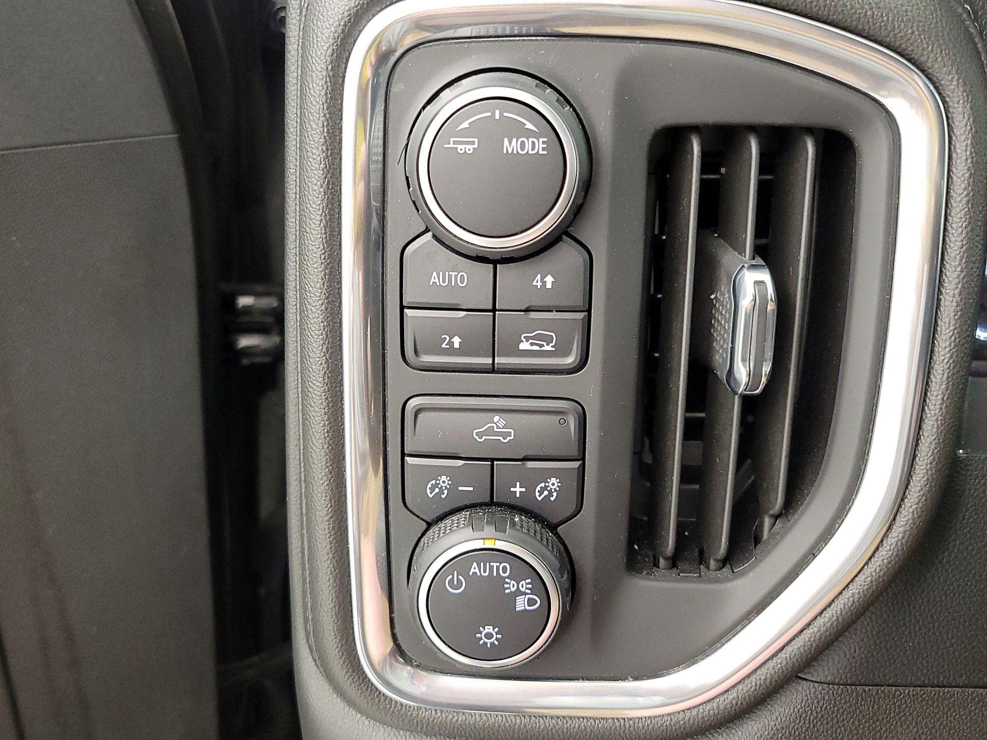 Thumbnail: 2022 Chevrolet Silverado 1500 - 13