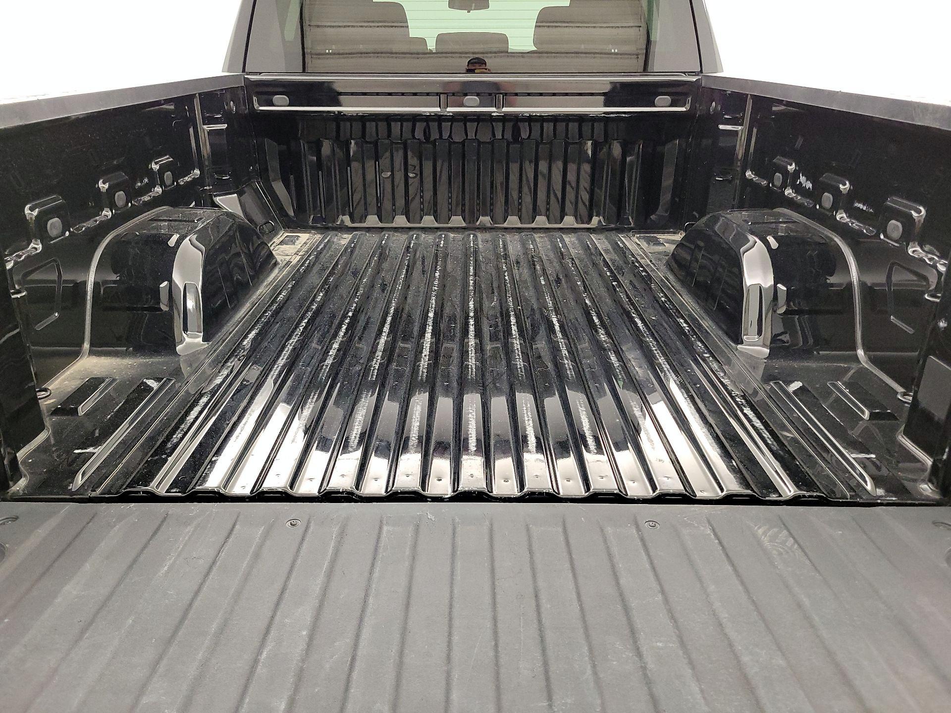 Thumbnail: 2022 Chevrolet Silverado 1500 - 20
