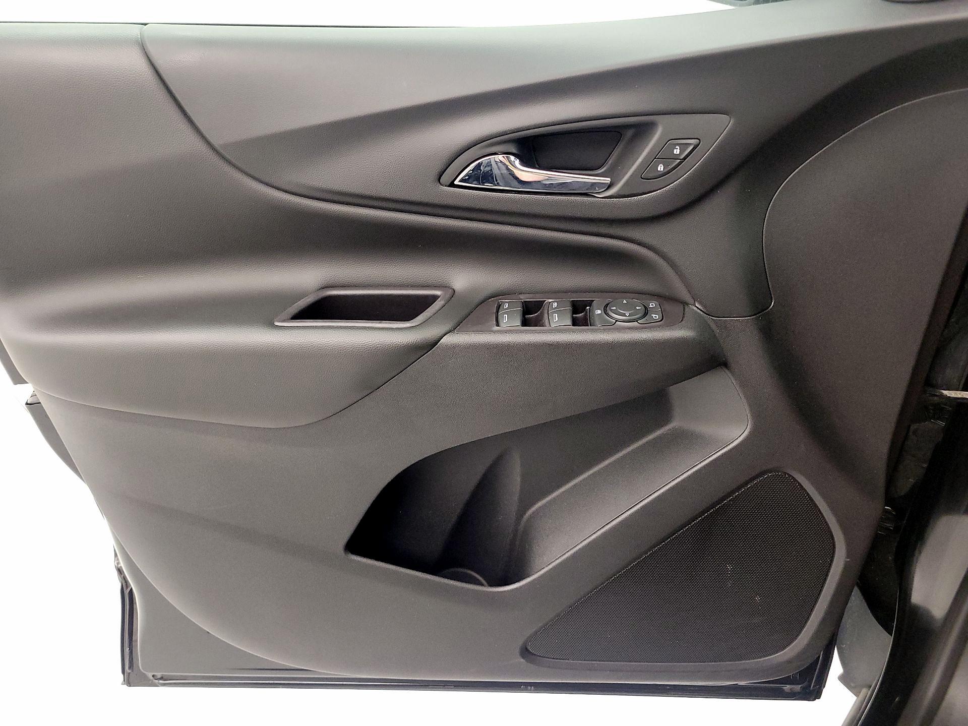 Thumbnail: 2020 Chevrolet Equinox - 12