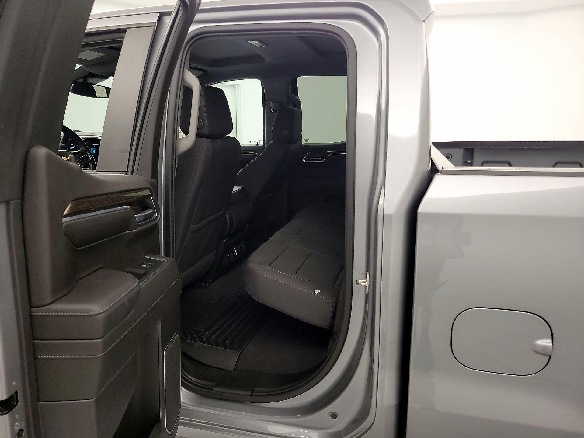 Thumbnail: 2023 Chevrolet Silverado 1500 - 19