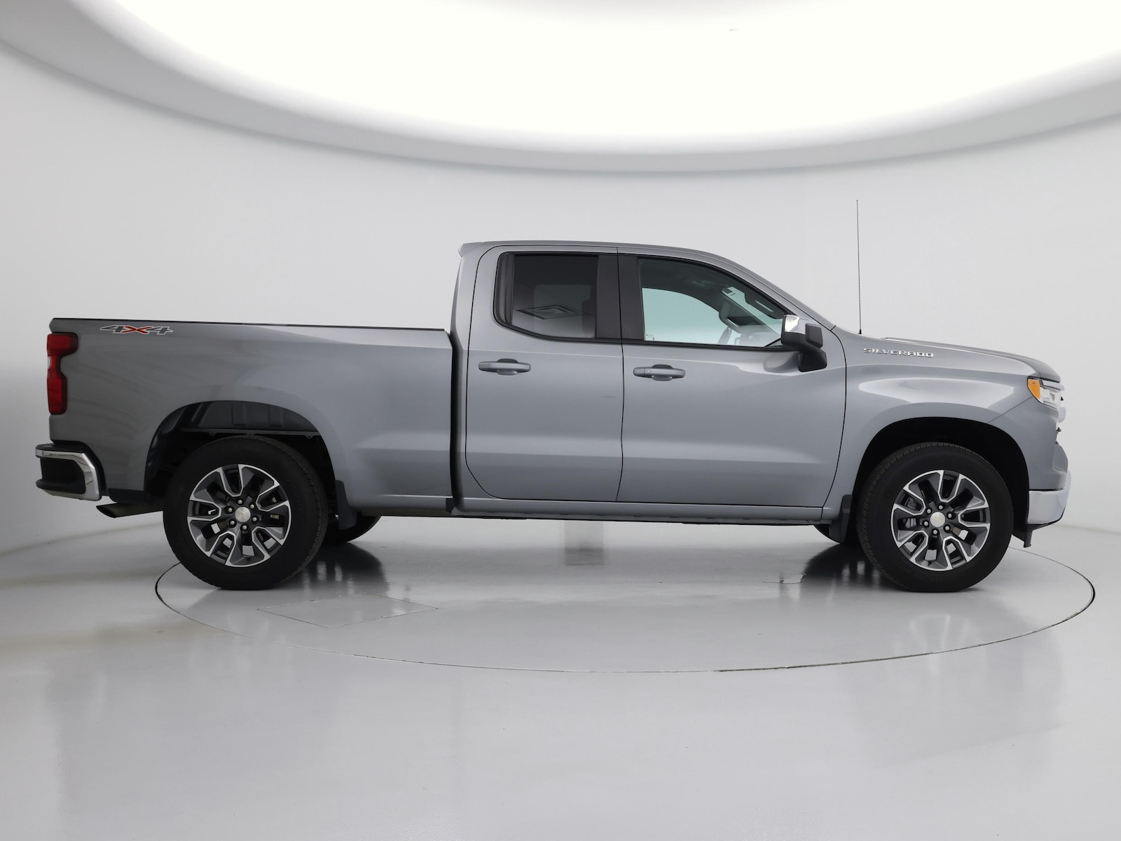 2023 Chevrolet Silverado 1500 LT - Photo 8