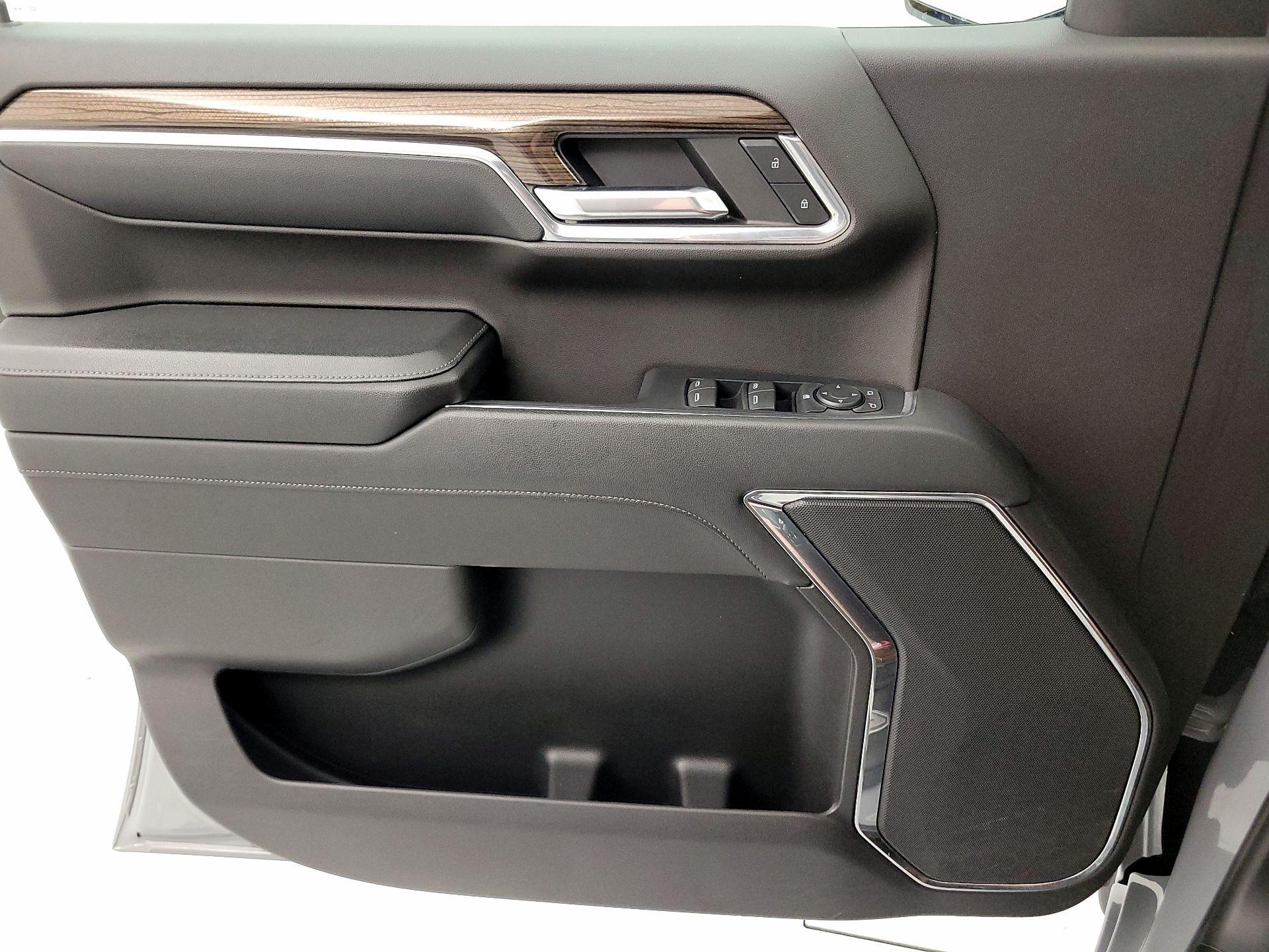 Thumbnail: 2024 Chevrolet Silverado 1500 - 12