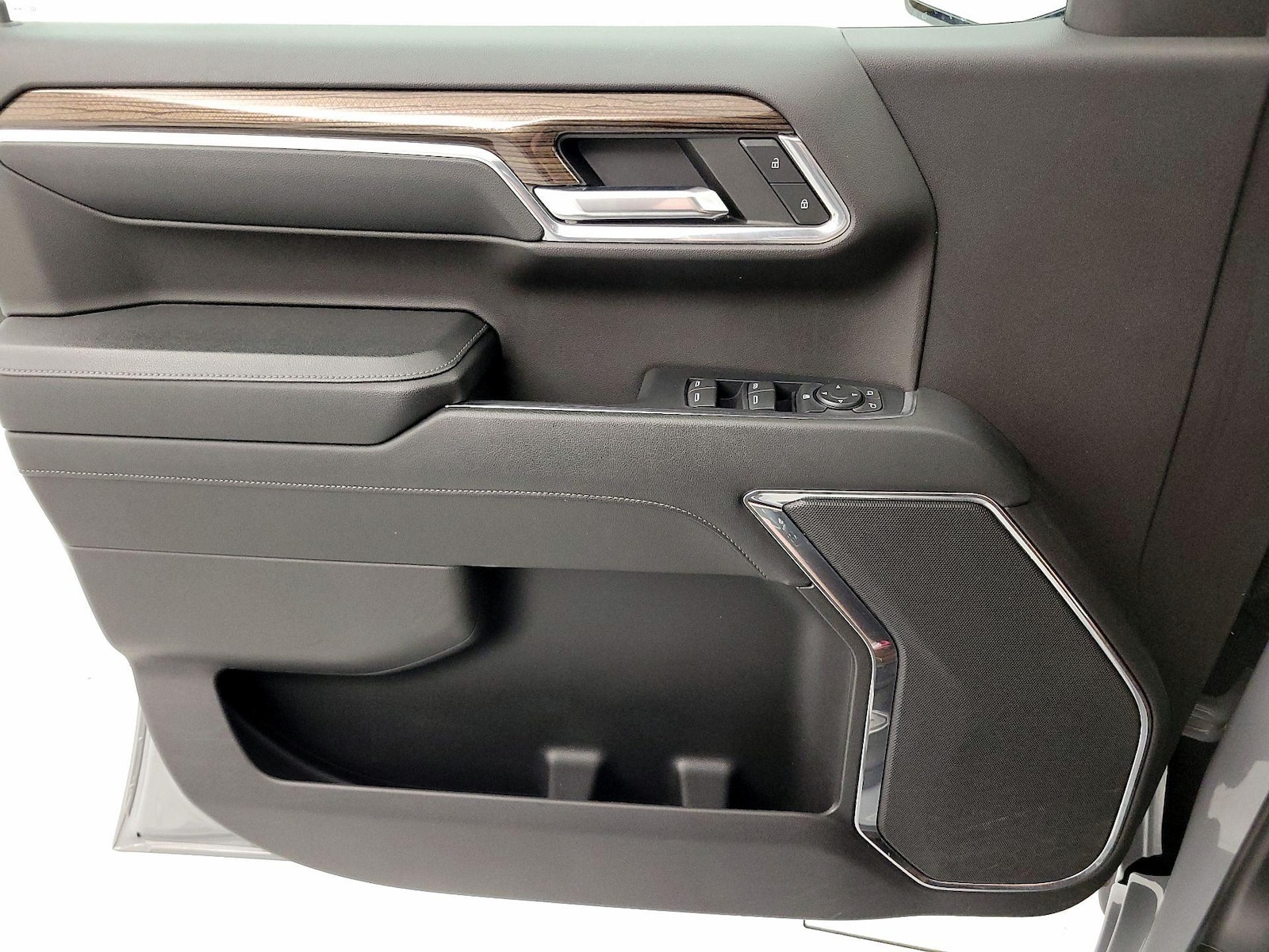 2024 Chevrolet Silverado 1500 LT - Photo 13