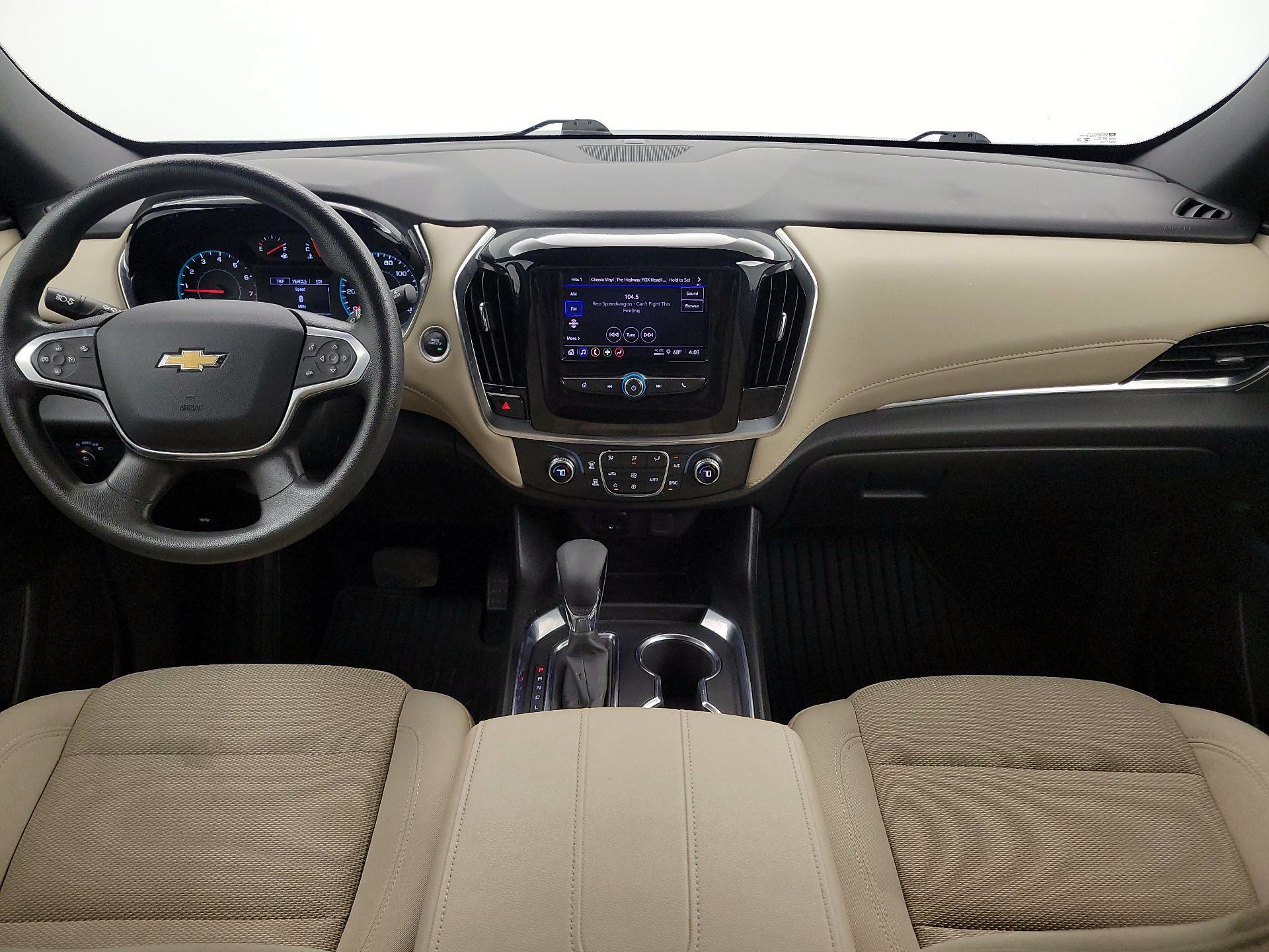 Thumbnail: 2023 Chevrolet Traverse - 9