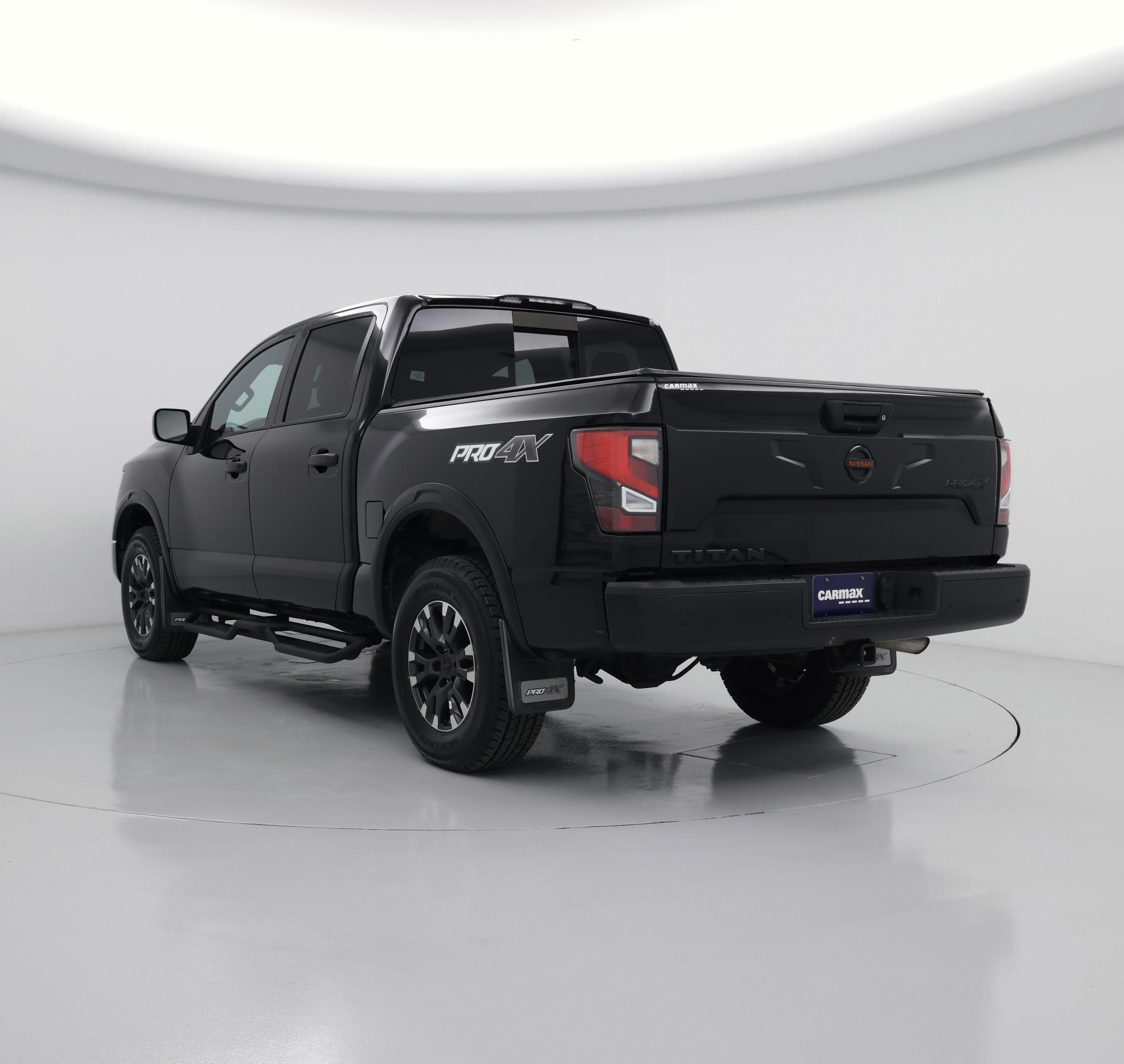 Thumbnail: 2021 Nissan Titan - 2