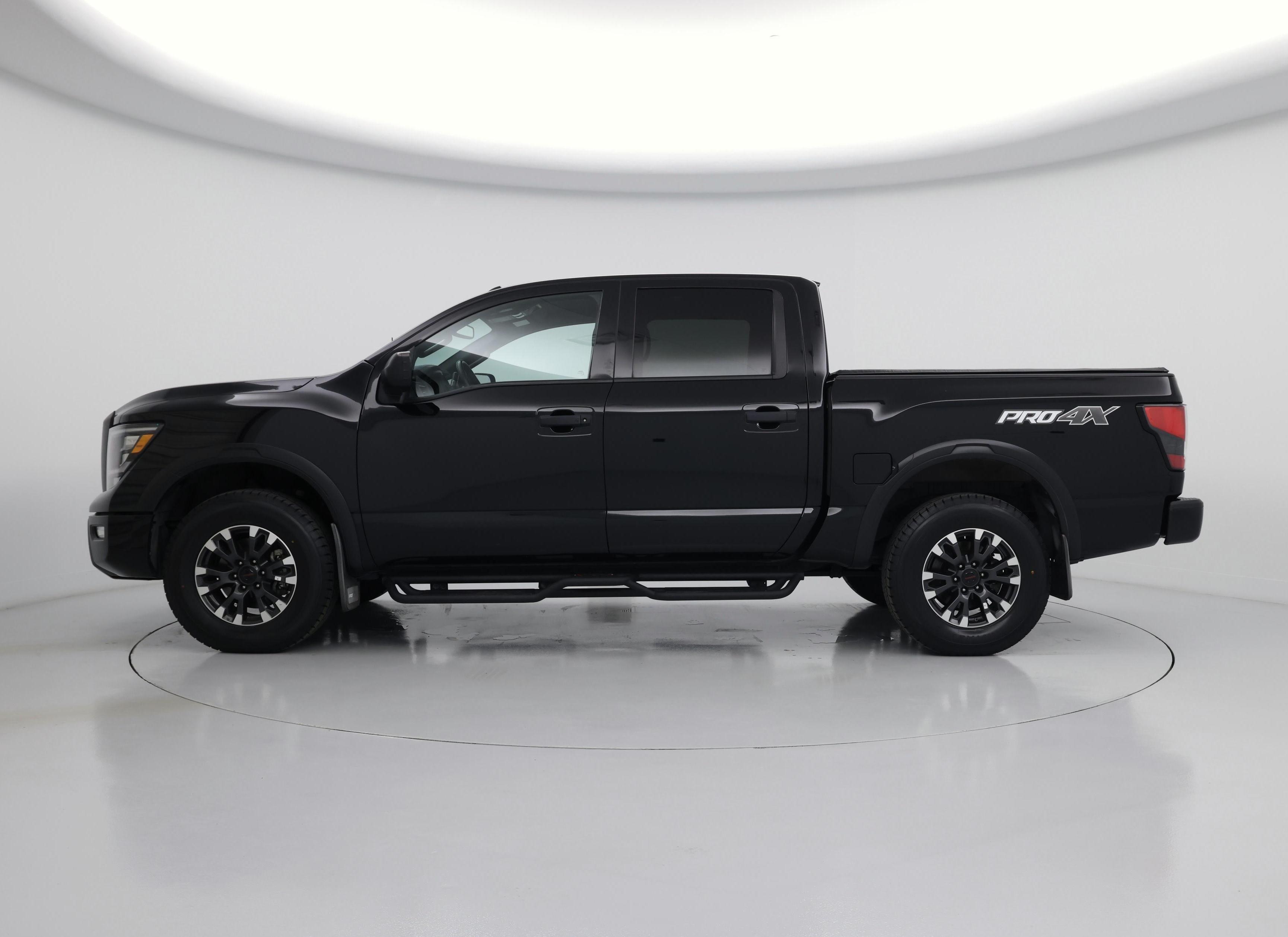 Thumbnail: 2021 Nissan Titan - 3
