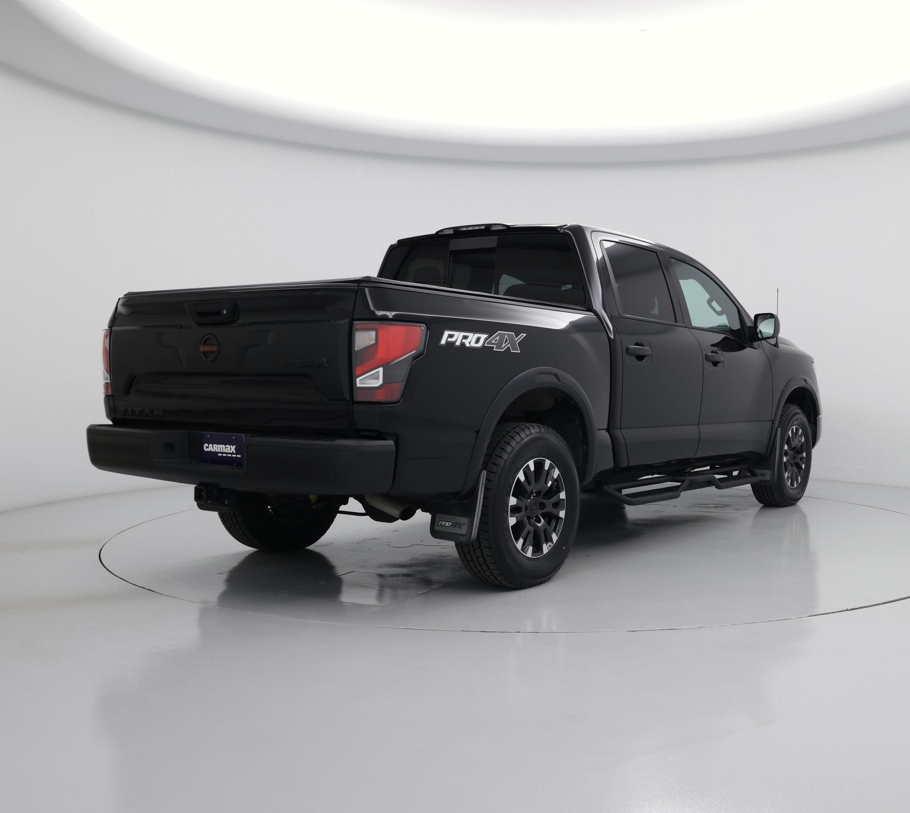 Thumbnail: 2021 Nissan Titan - 8