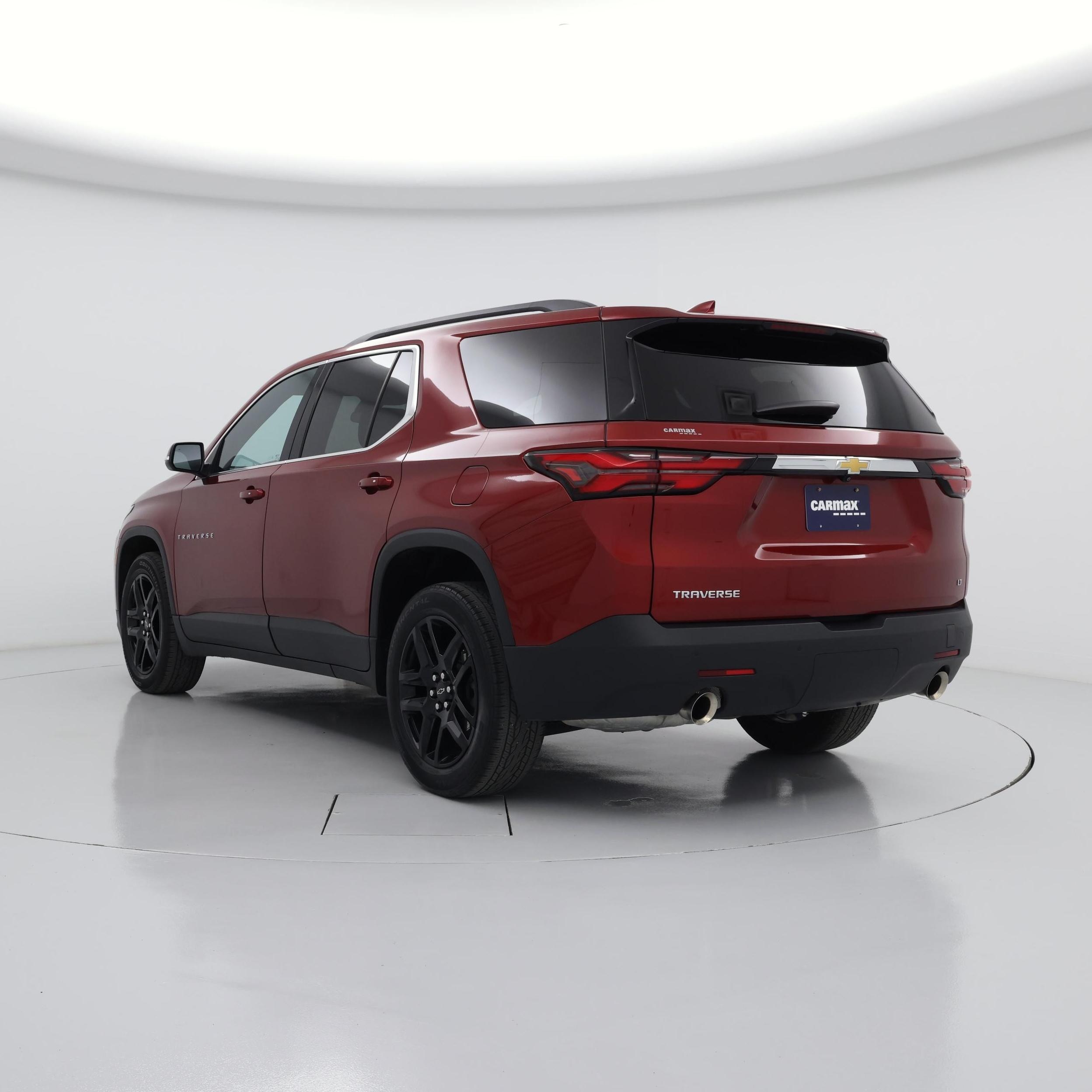 Thumbnail: 2023 Chevrolet Traverse - 2