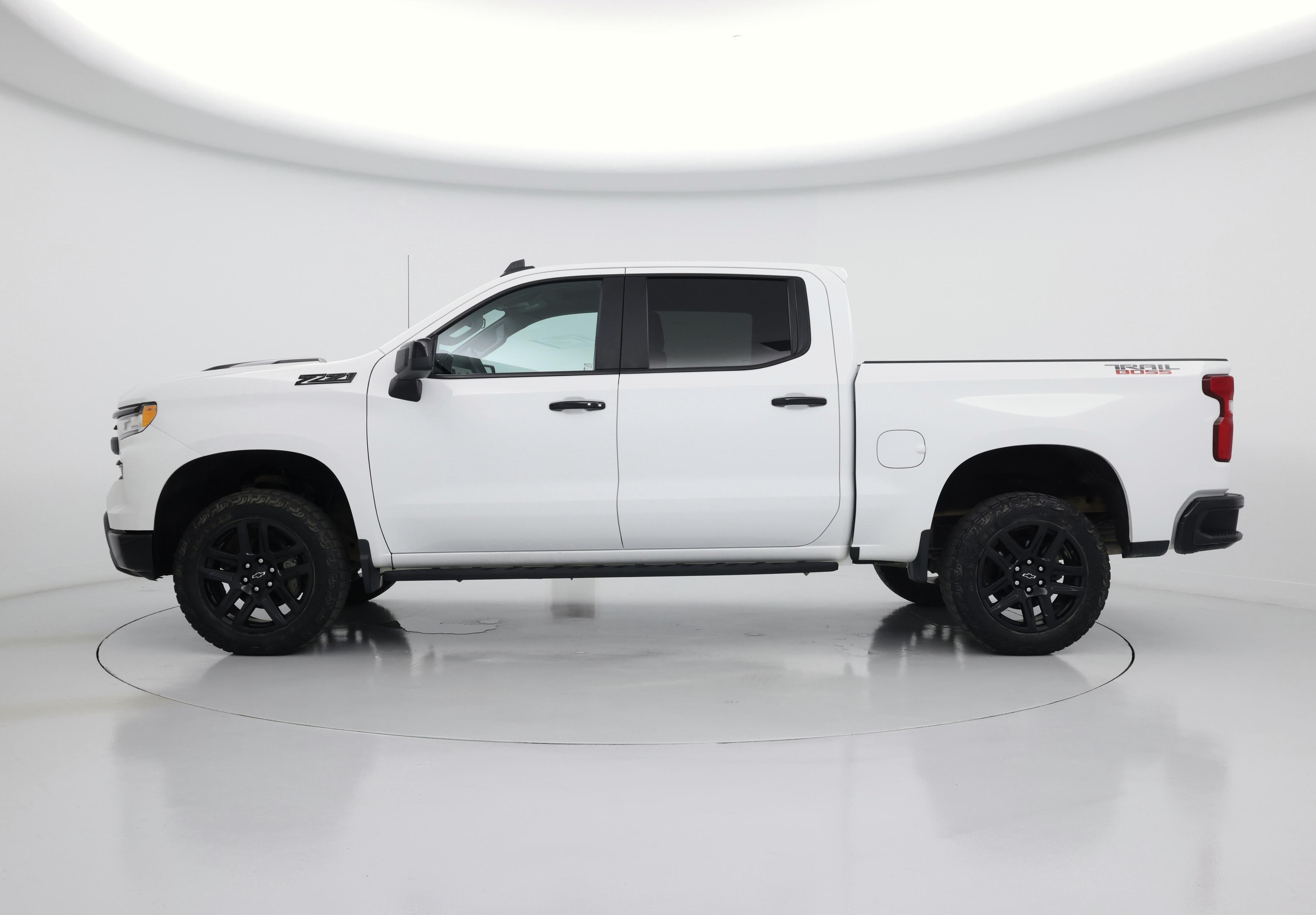 Thumbnail: 2023 Chevrolet Silverado 1500 - 3