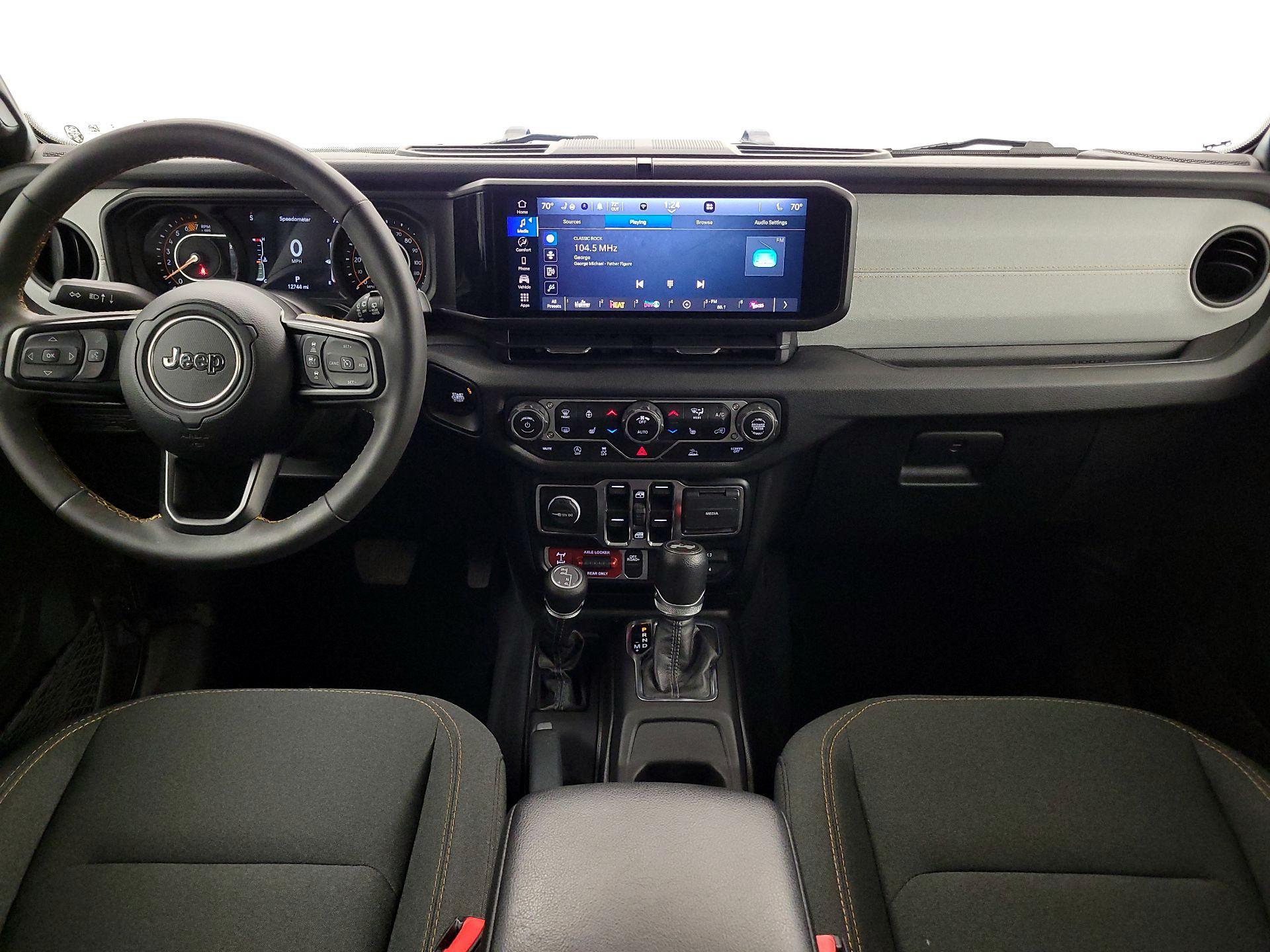 Thumbnail: 2024 Jeep Wrangler - 9