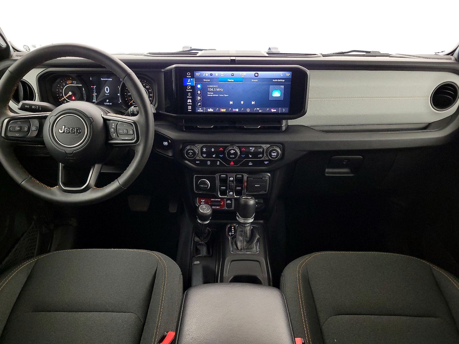 Apple CarPlay® & Android Auto™