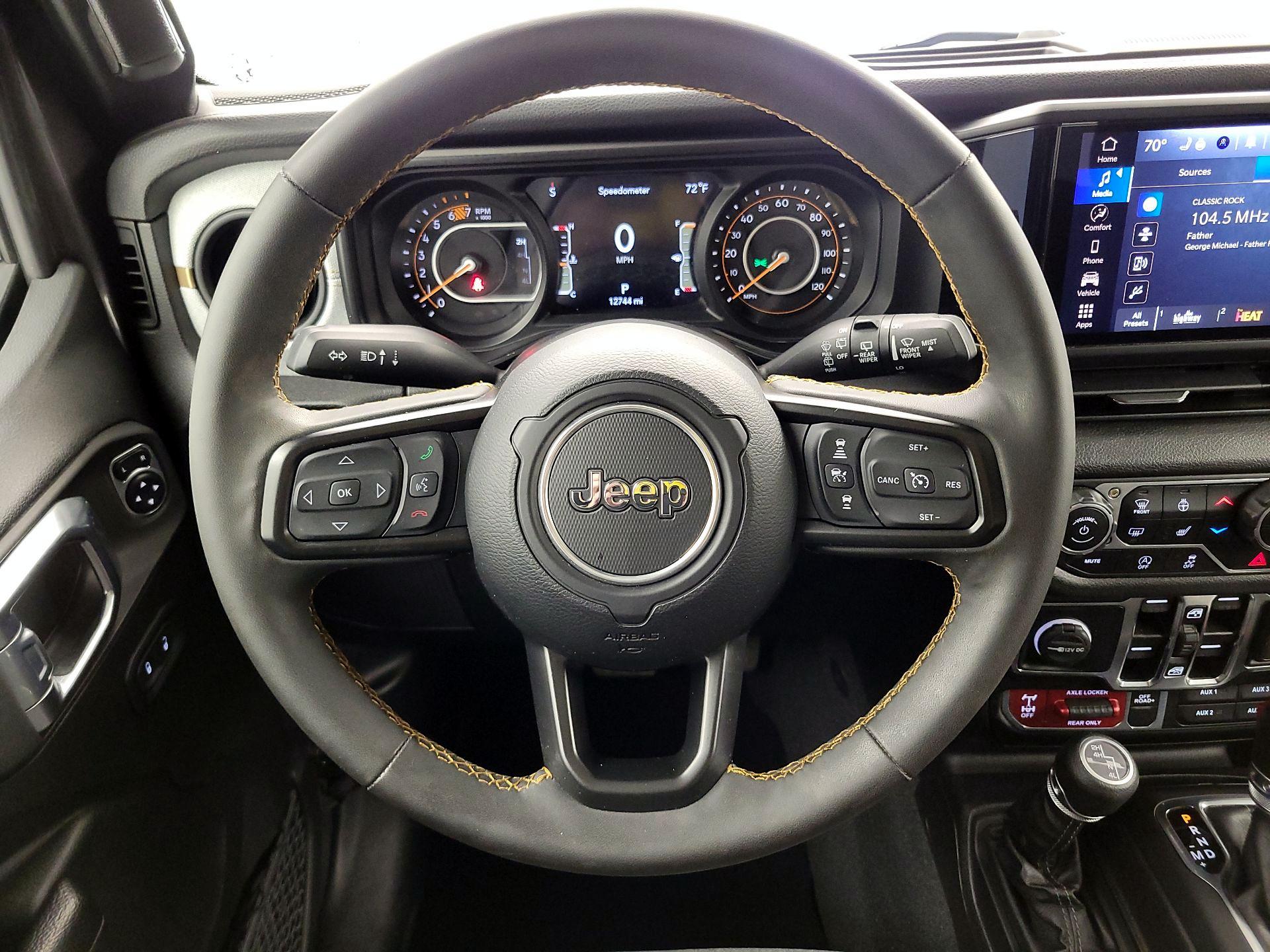 Thumbnail: 2024 Jeep Wrangler - 10