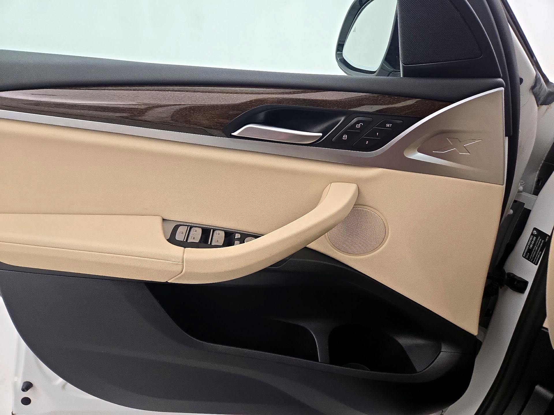 Thumbnail: 2021 BMW X3 - 12