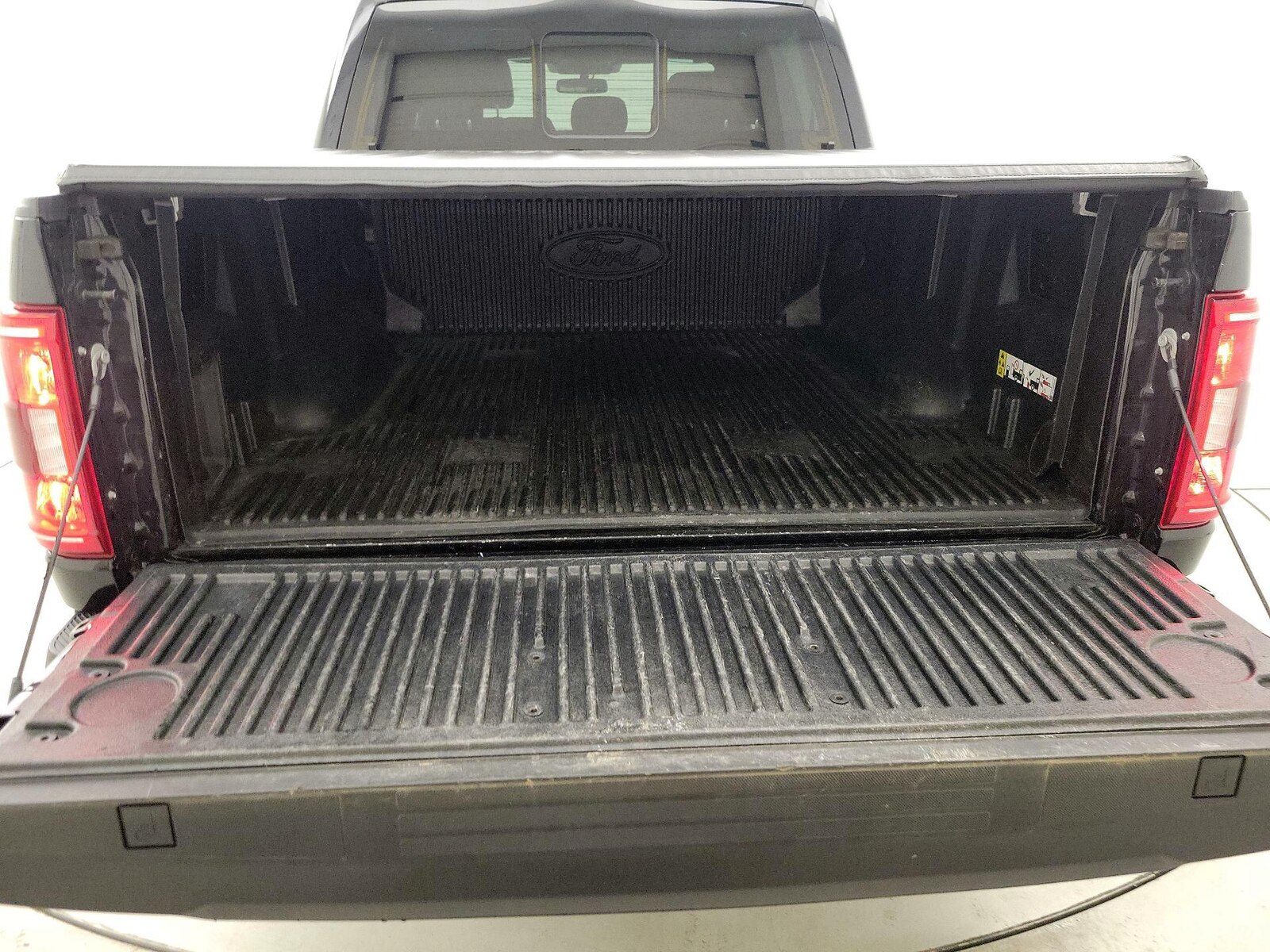 2023 Ford F-150 XLT - Photo 24