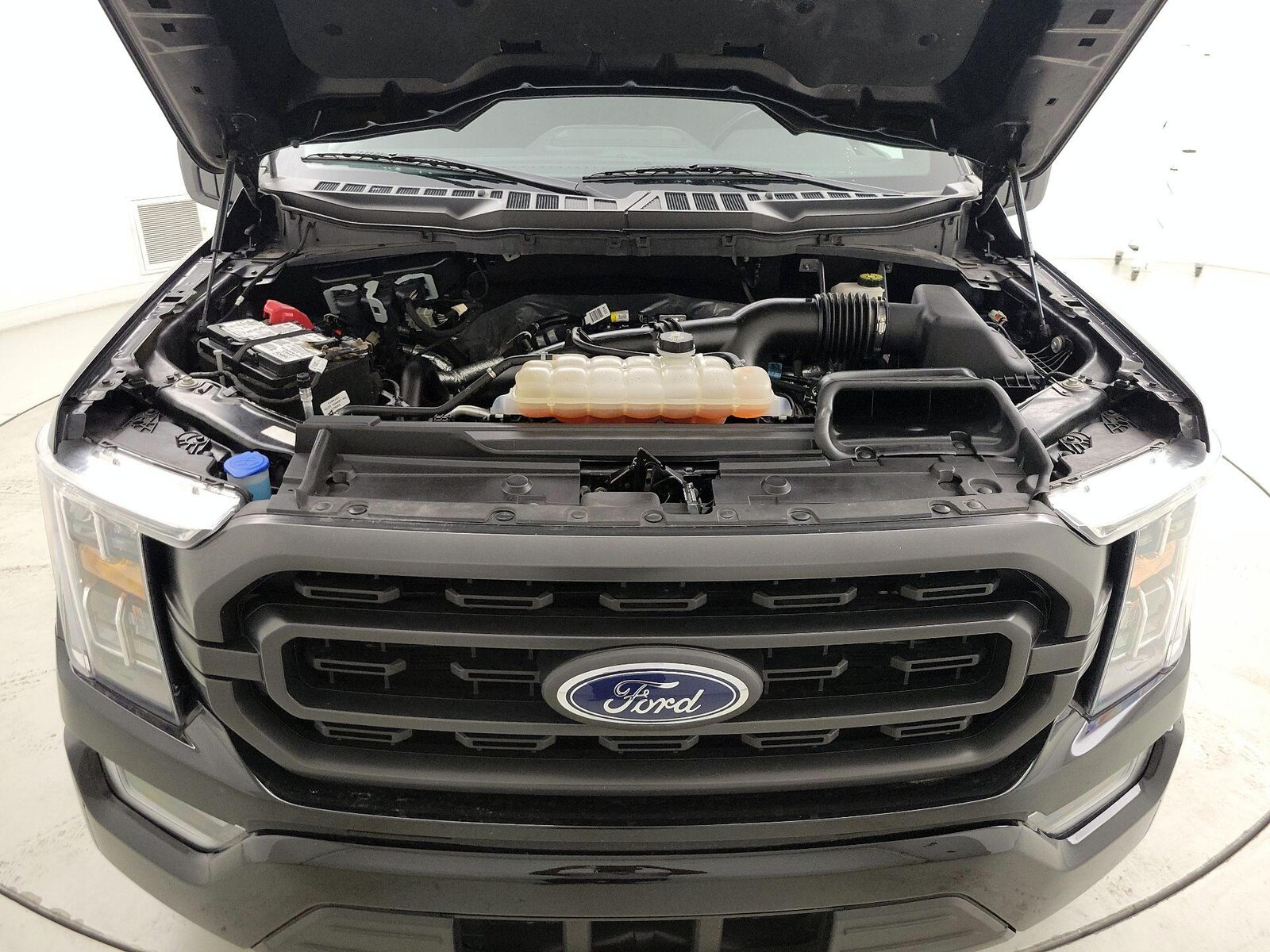 2023 Ford F-150 XLT - Photo 25