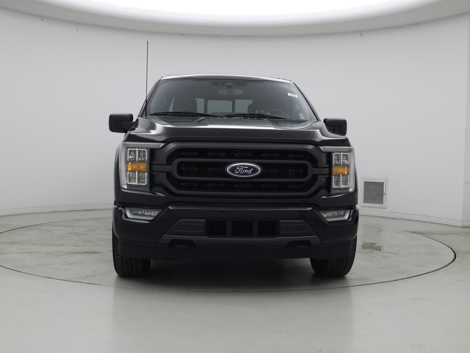 2023 Ford F-150 XLT - Photo 6