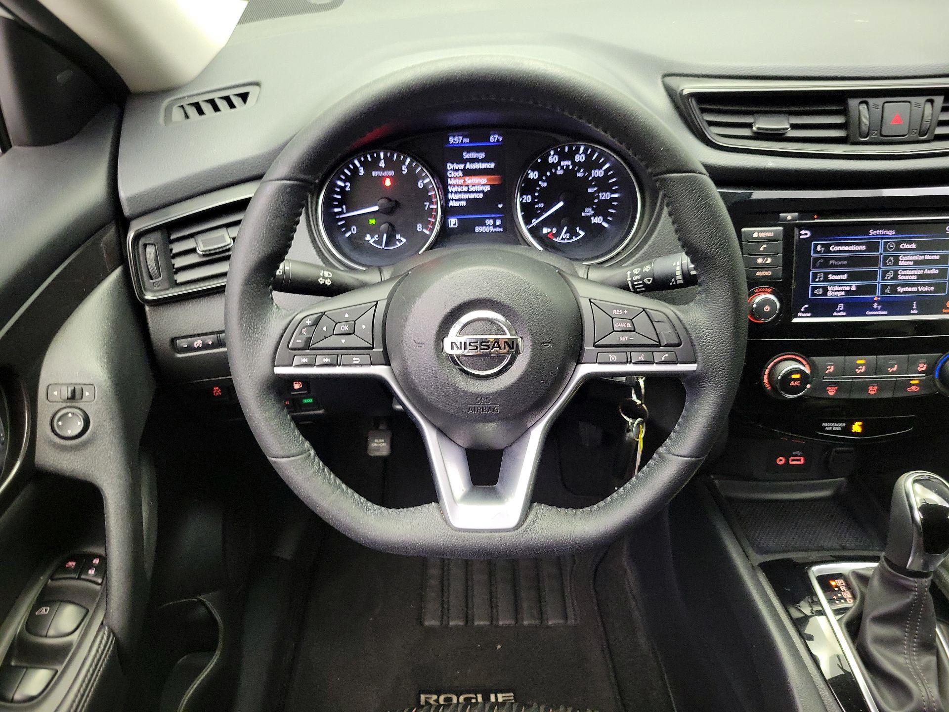 Thumbnail: 2018 Nissan Rogue - 10