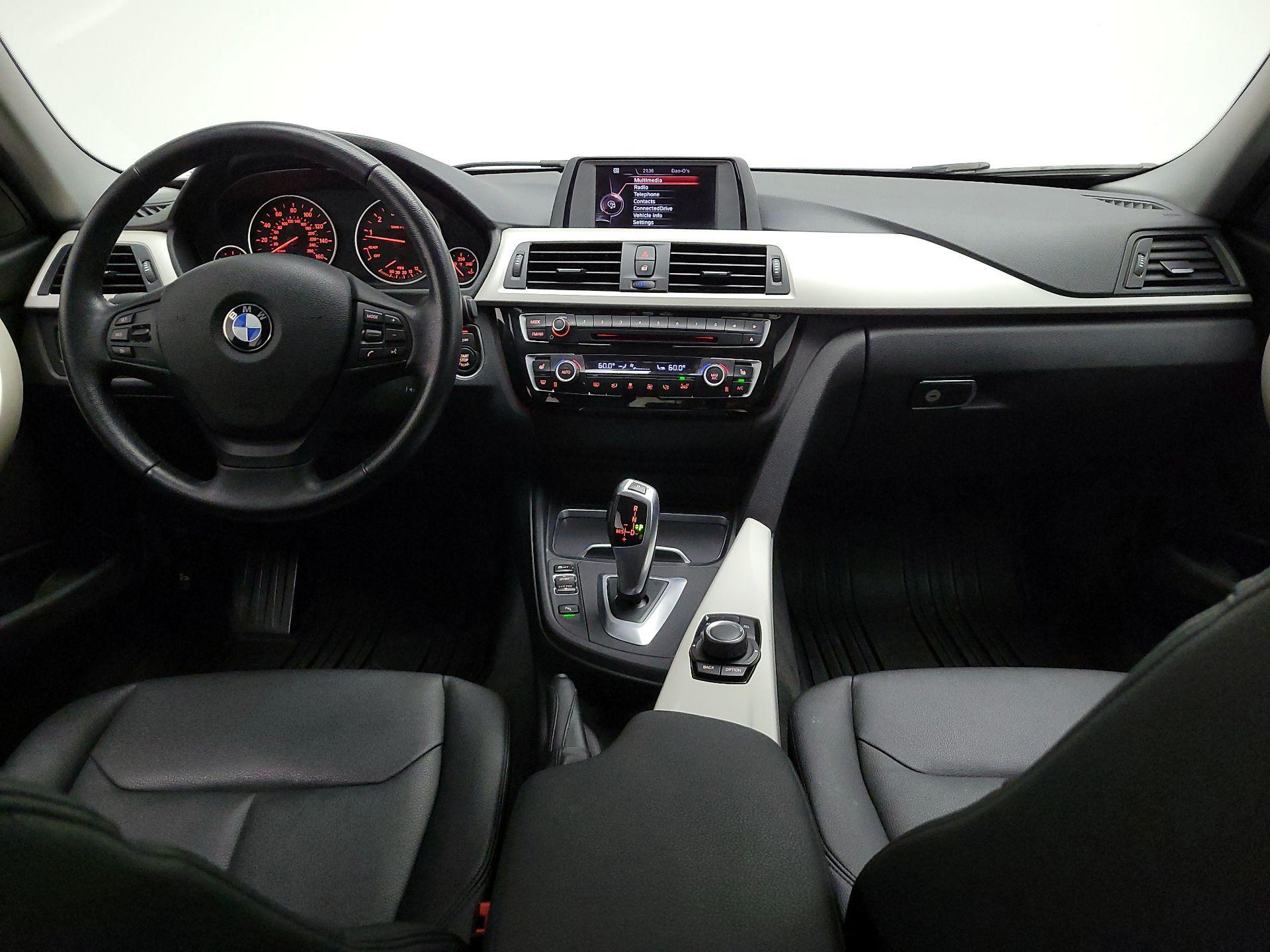 Thumbnail: 2016 BMW 3 Series - 9