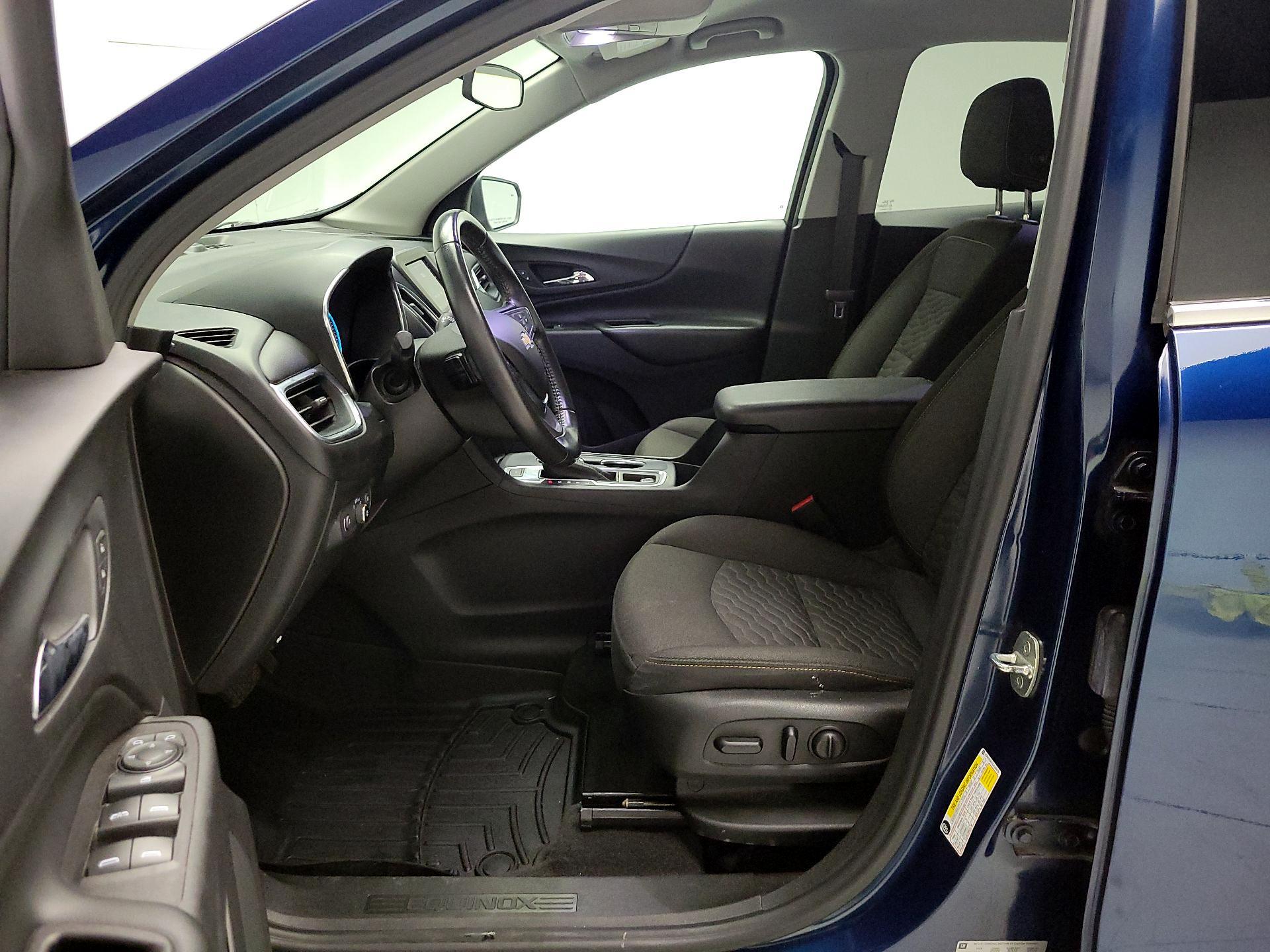 Thumbnail: 2020 Chevrolet Equinox - 11
